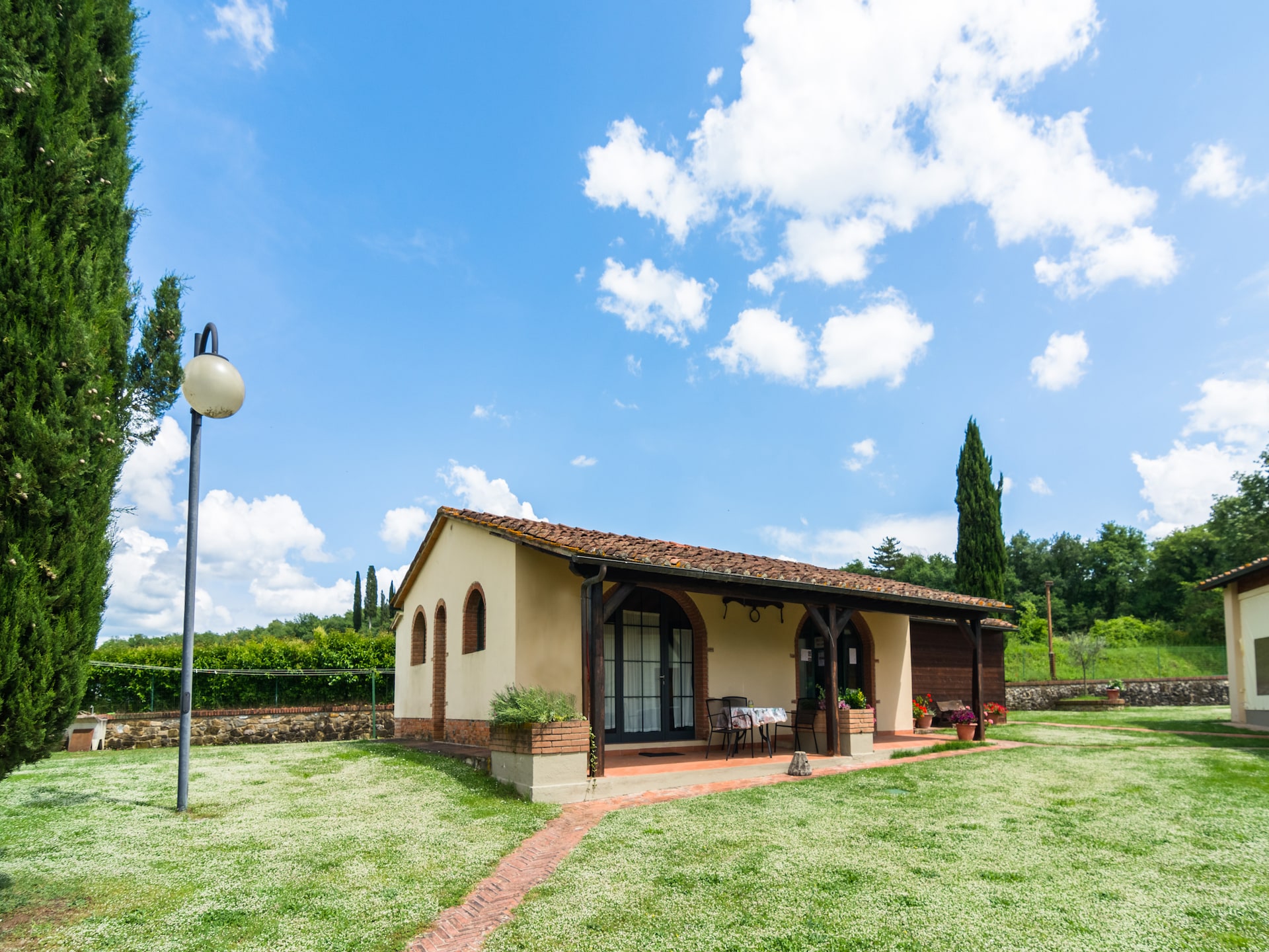 Knus Toscaans appartement met zwembad en tuin bij Bucine - foto 1