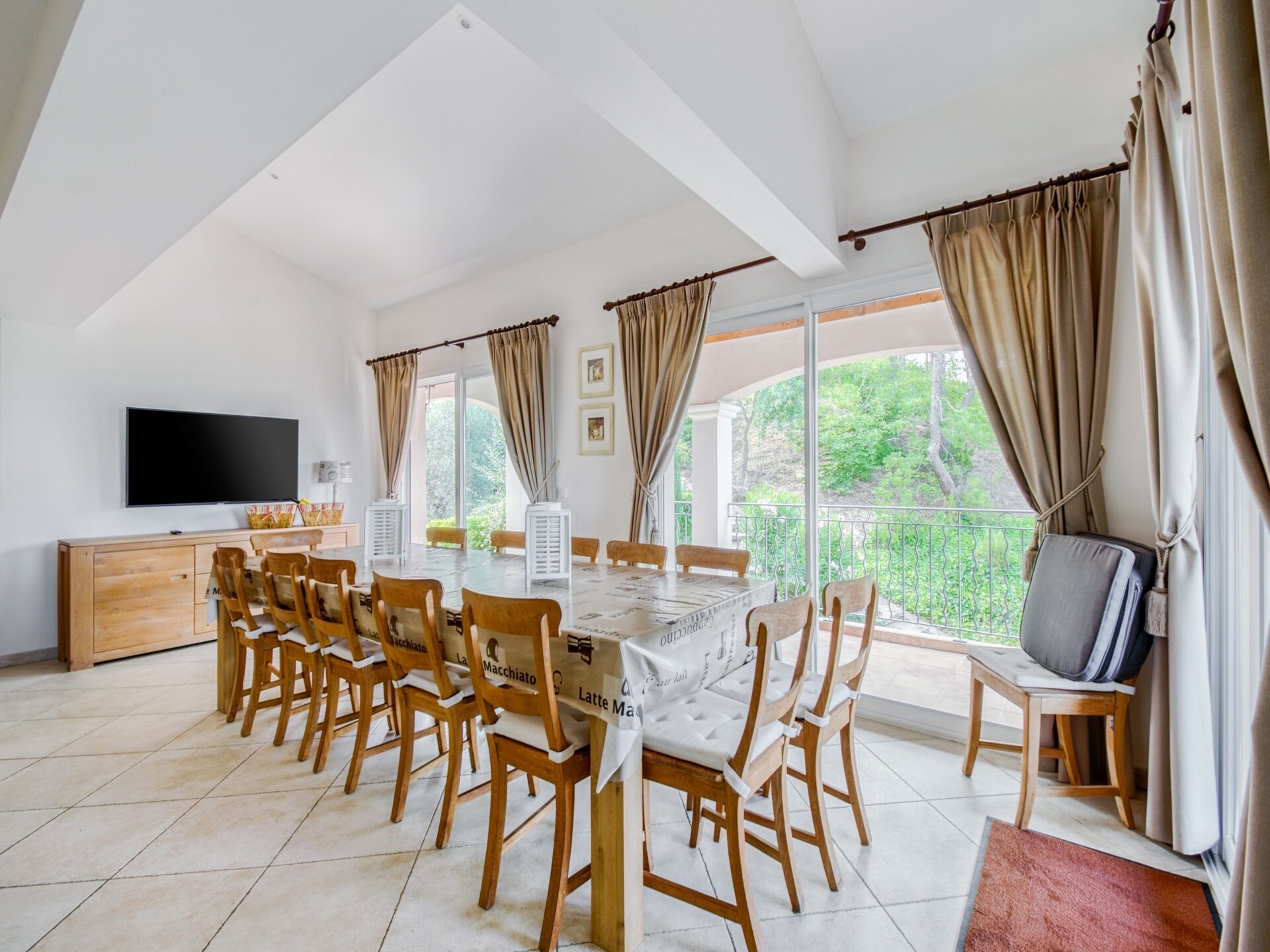 Architectenvilla voor 14 personen met privézwembad en uitzicht op het Massif des Maures - foto 3