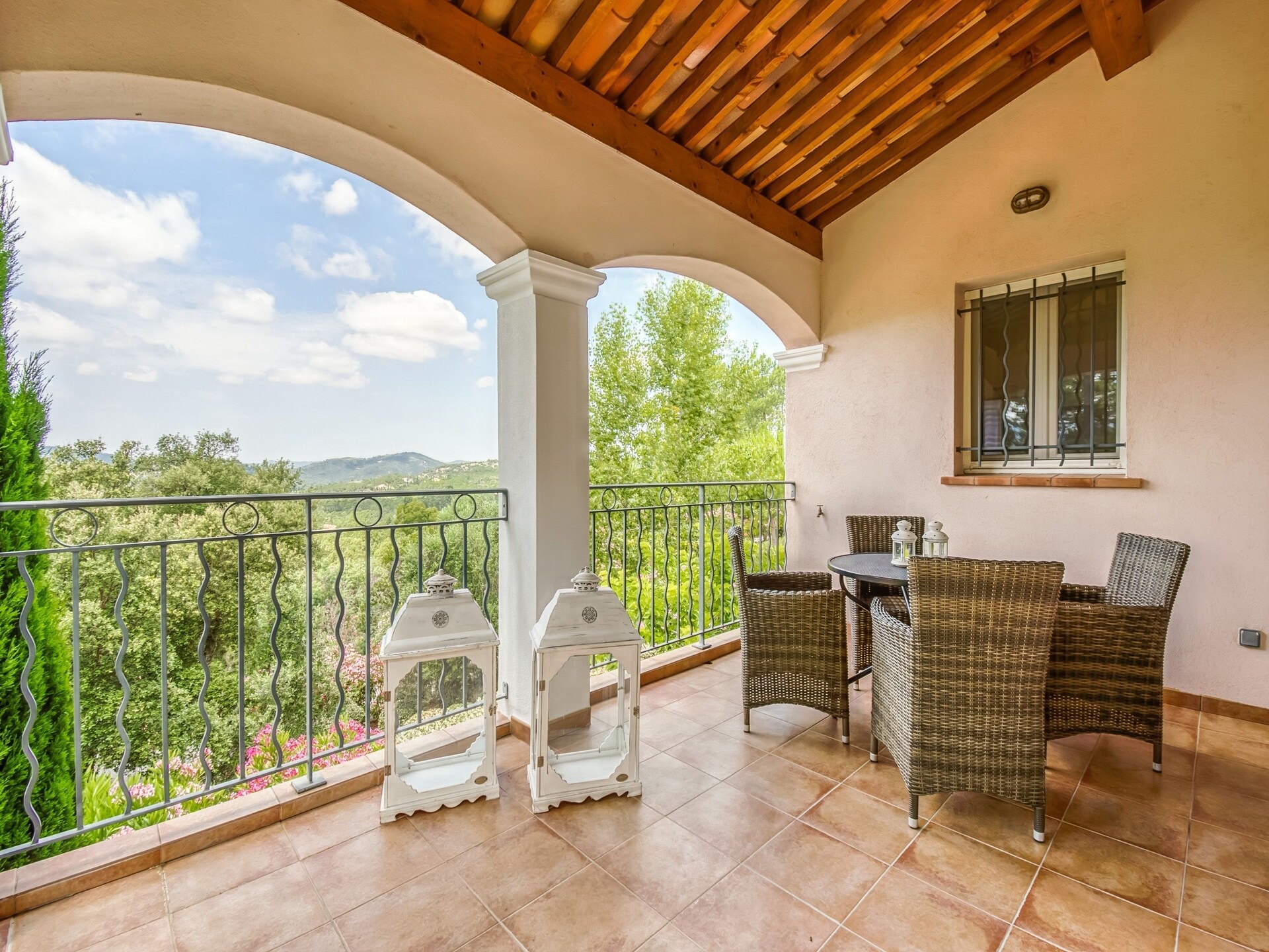 Architectenvilla voor 14 personen met privézwembad en uitzicht op het Massif des Maures - foto 35