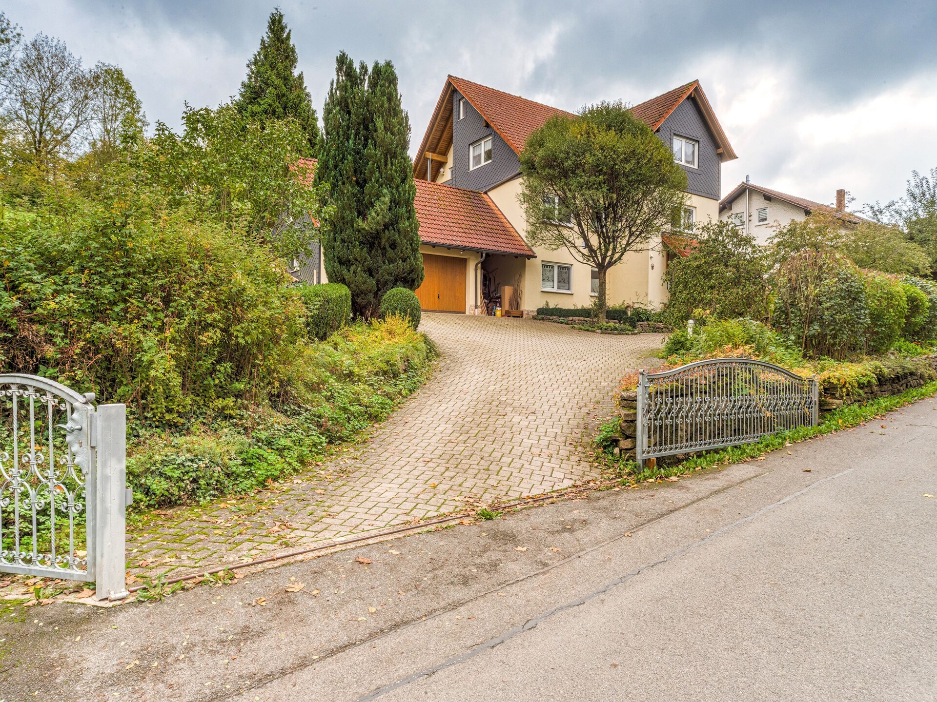 Ruim appartement in Marktrodach met tuin, op 300m van het centrum - foto 8