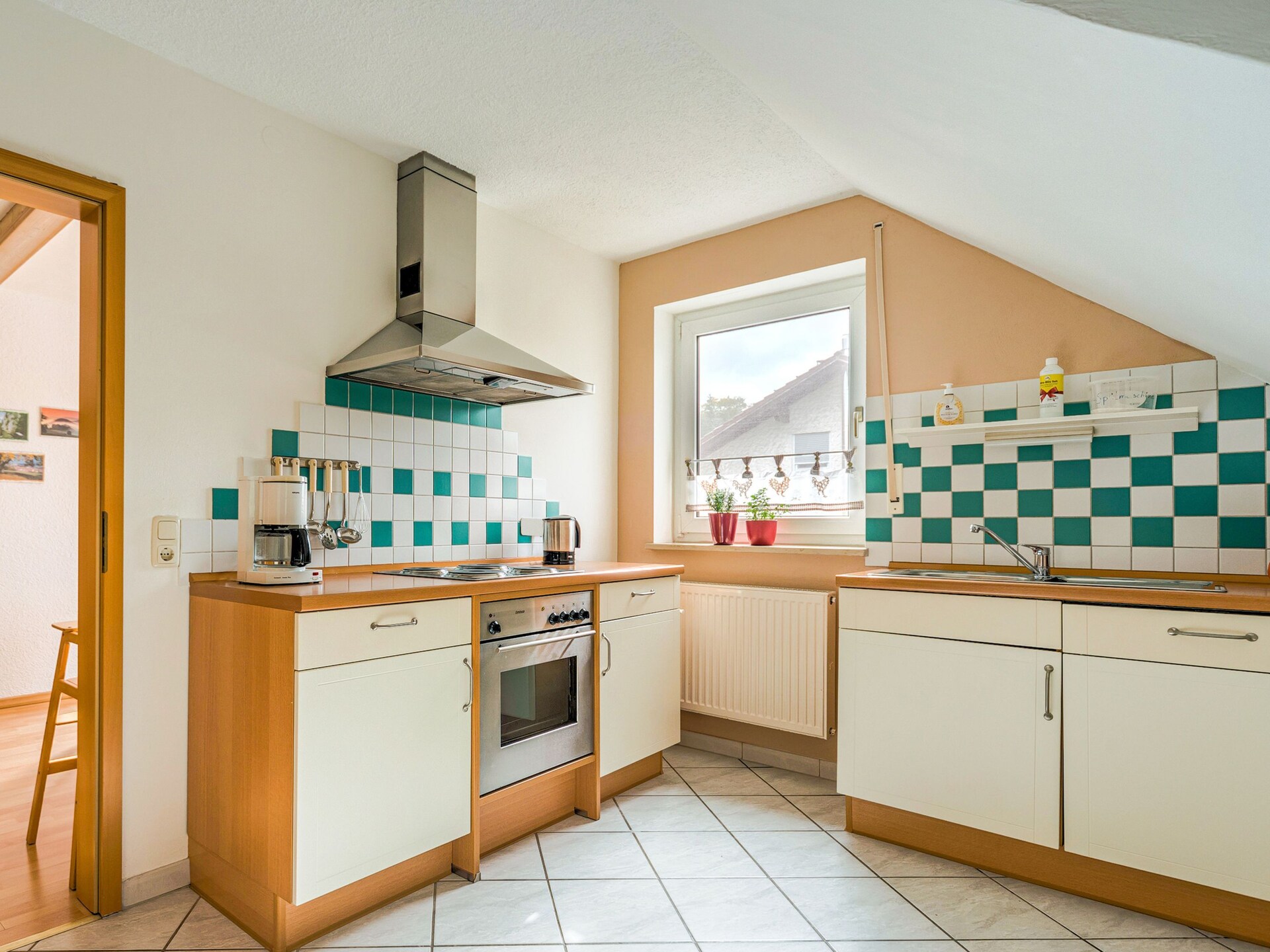 Ruim appartement in Marktrodach met tuin, op 300m van het centrum - foto 4