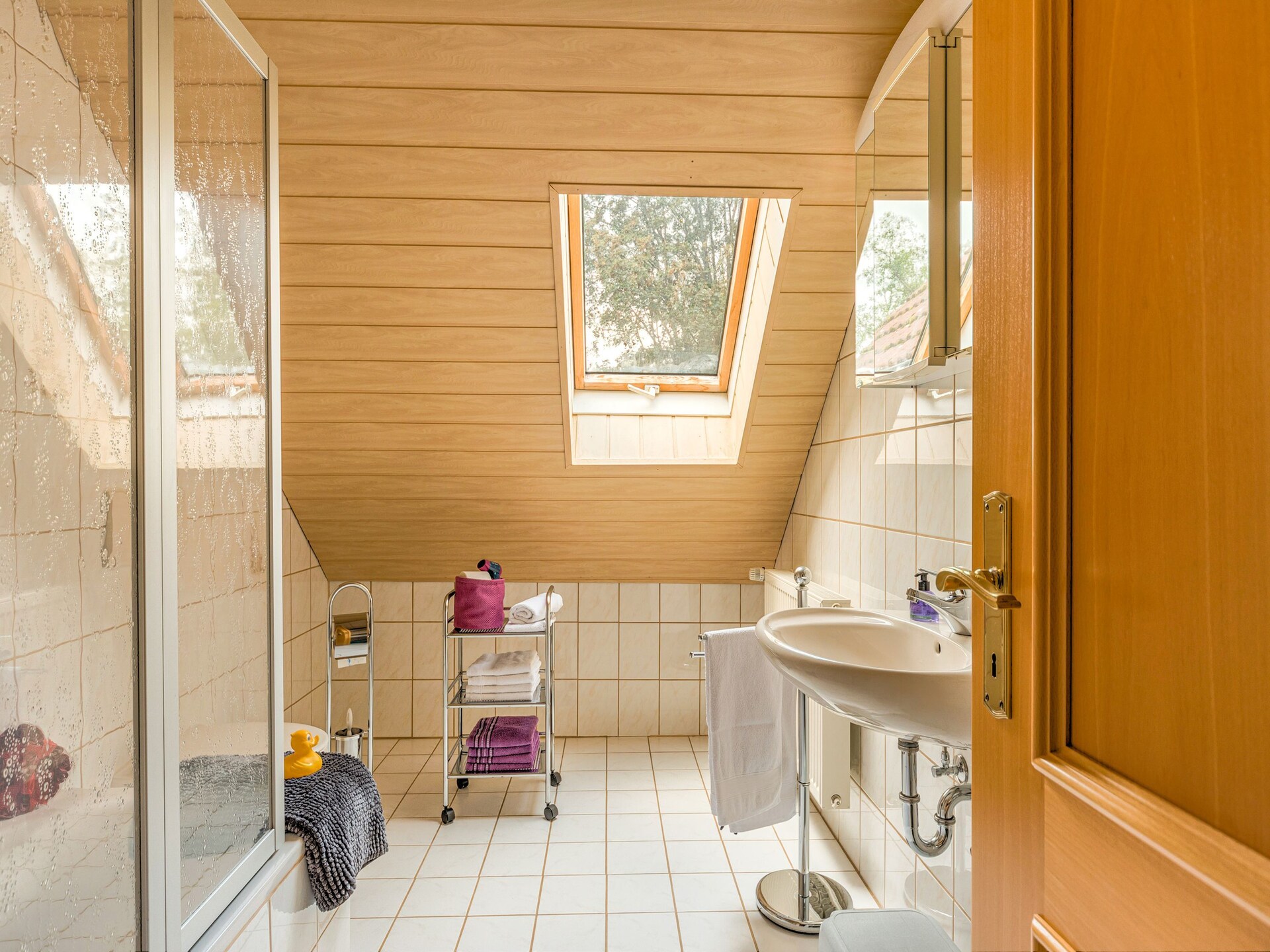 Ruim appartement in Marktrodach met tuin, op 300m van het centrum - foto 25