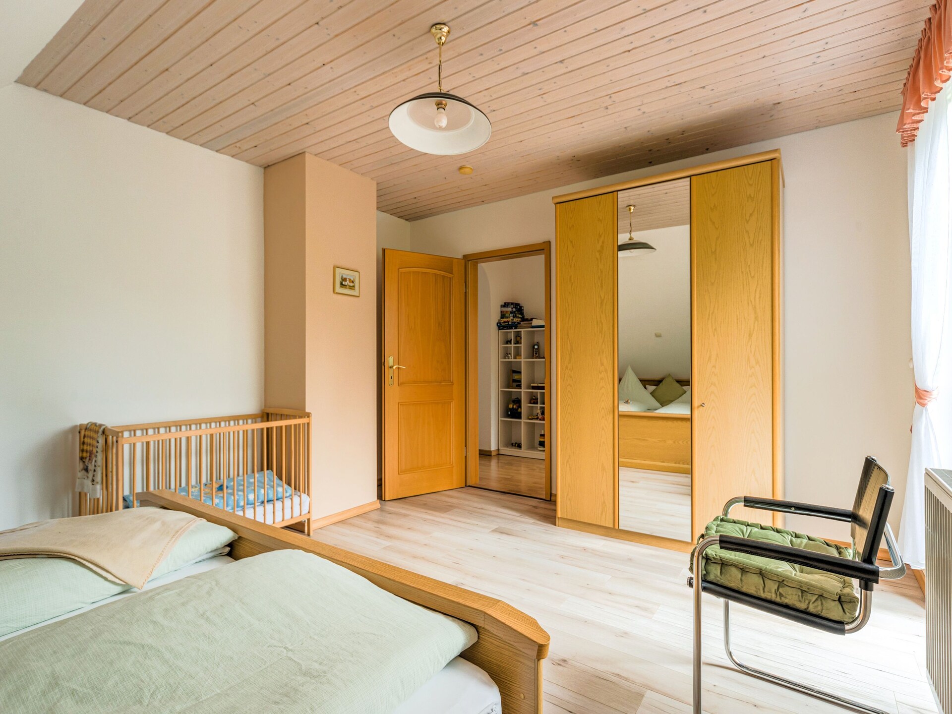 Ruim appartement in Marktrodach met tuin, op 300m van het centrum - foto 22