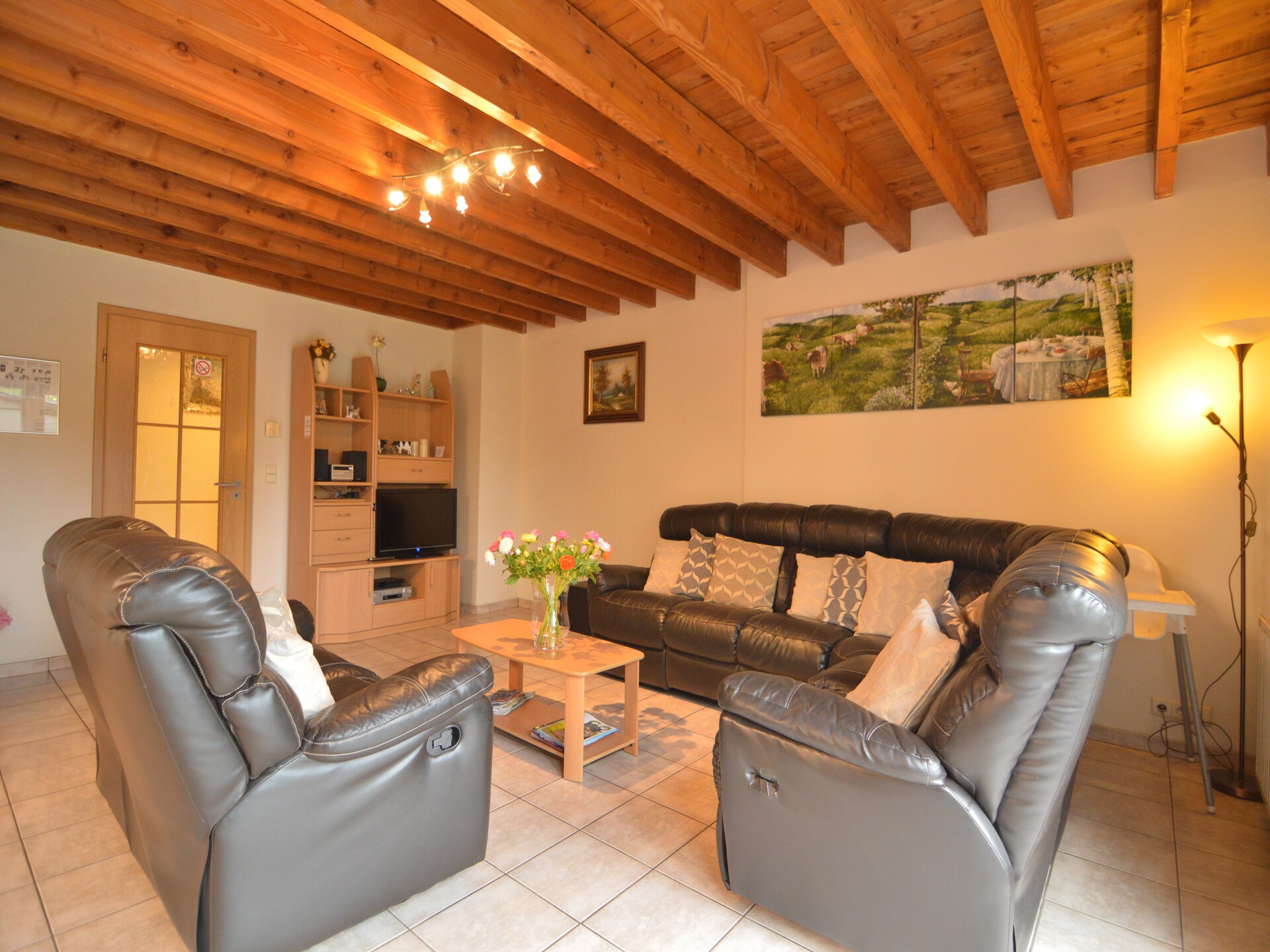 Landhuis Les Pâturages 2: Ruim vakantiehuis met sauna in de Ardennen - foto 2