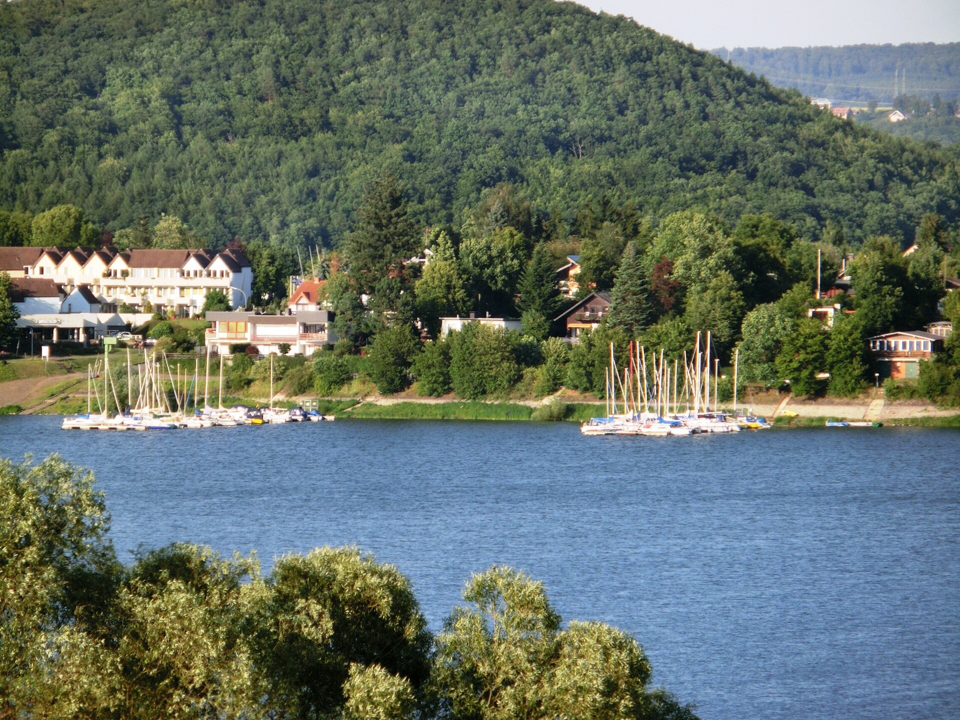Ruim 13-persoons vakantiehuis aan de bosrand bij de Diemelsee - foto 30