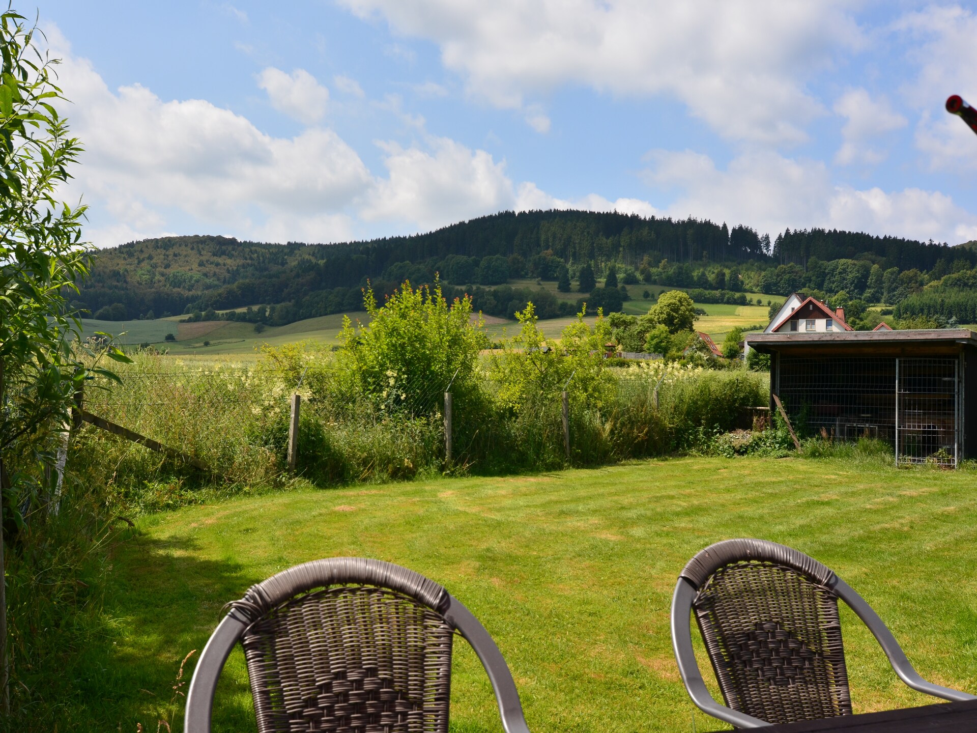 Ruim 13-persoons vakantiehuis aan de bosrand bij de Diemelsee - foto 7