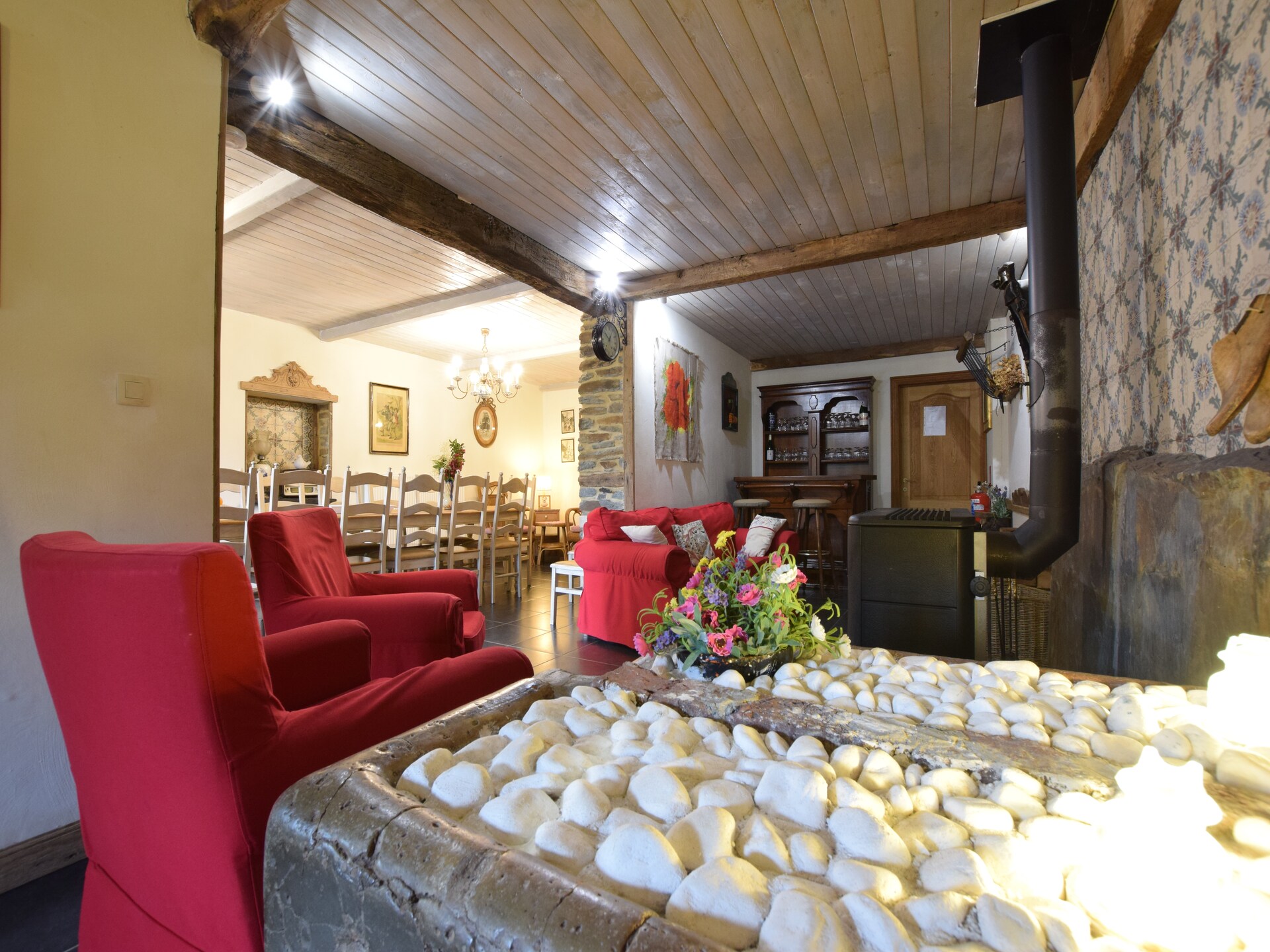 7-persoons vakantiehuis met sauna en omheinde tuin in Jehonville - foto 9