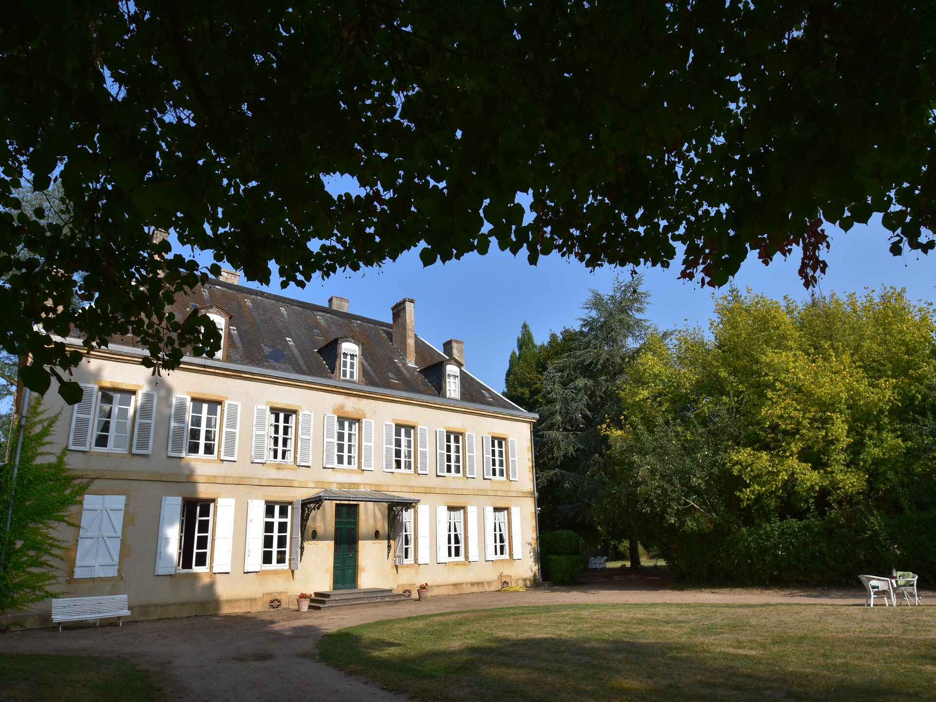 Authentiek landhuis met privézwembad in bosrijk park bij de Loire - foto 10