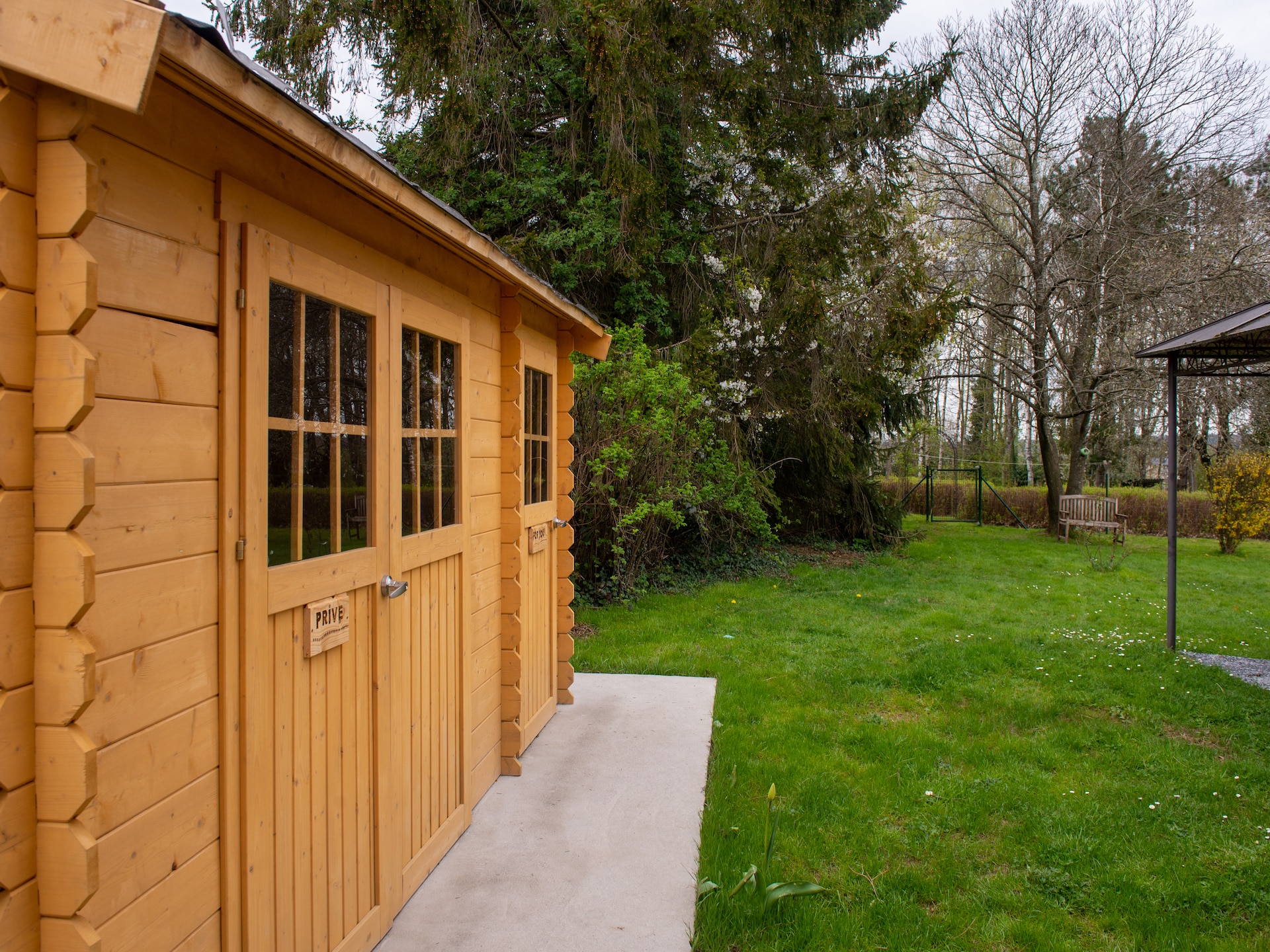 4-persoons vakantiehuis in centrum Froidchapelle met tuin - foto 12