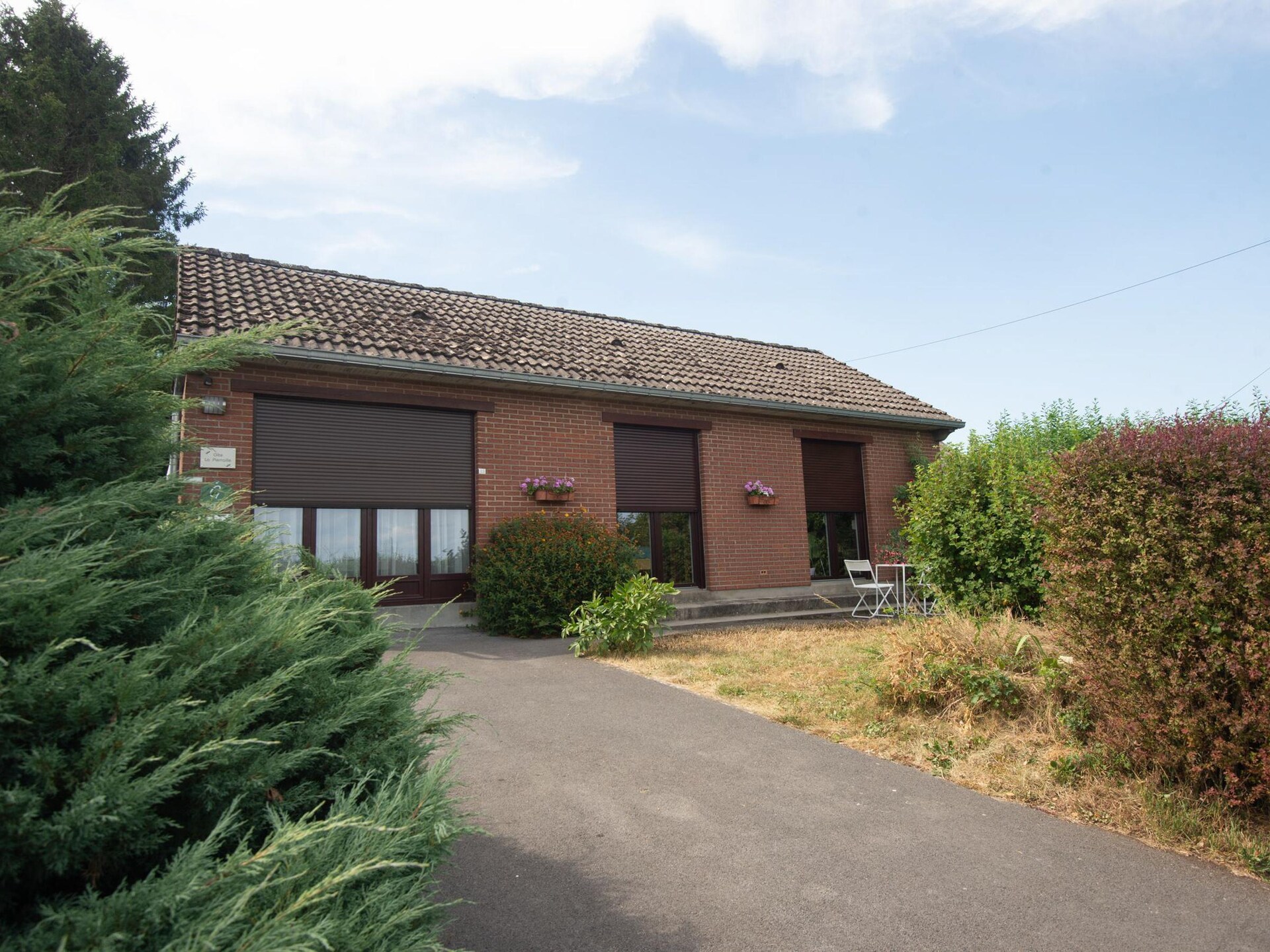 4-persoons vakantiehuis in centrum Froidchapelle met tuin - foto 27