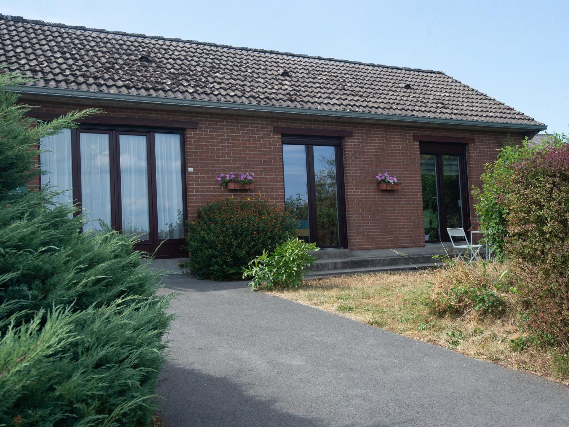 4-persoons vakantiehuis in centrum Froidchapelle met tuin - foto 28