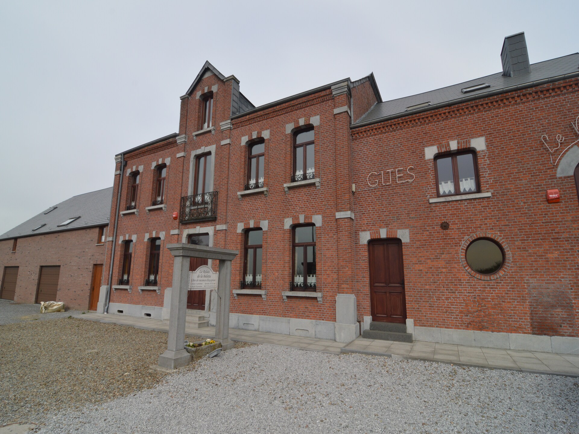41-persoons vakantiehuis met overdekt terras in Cul des Sarts - foto 14