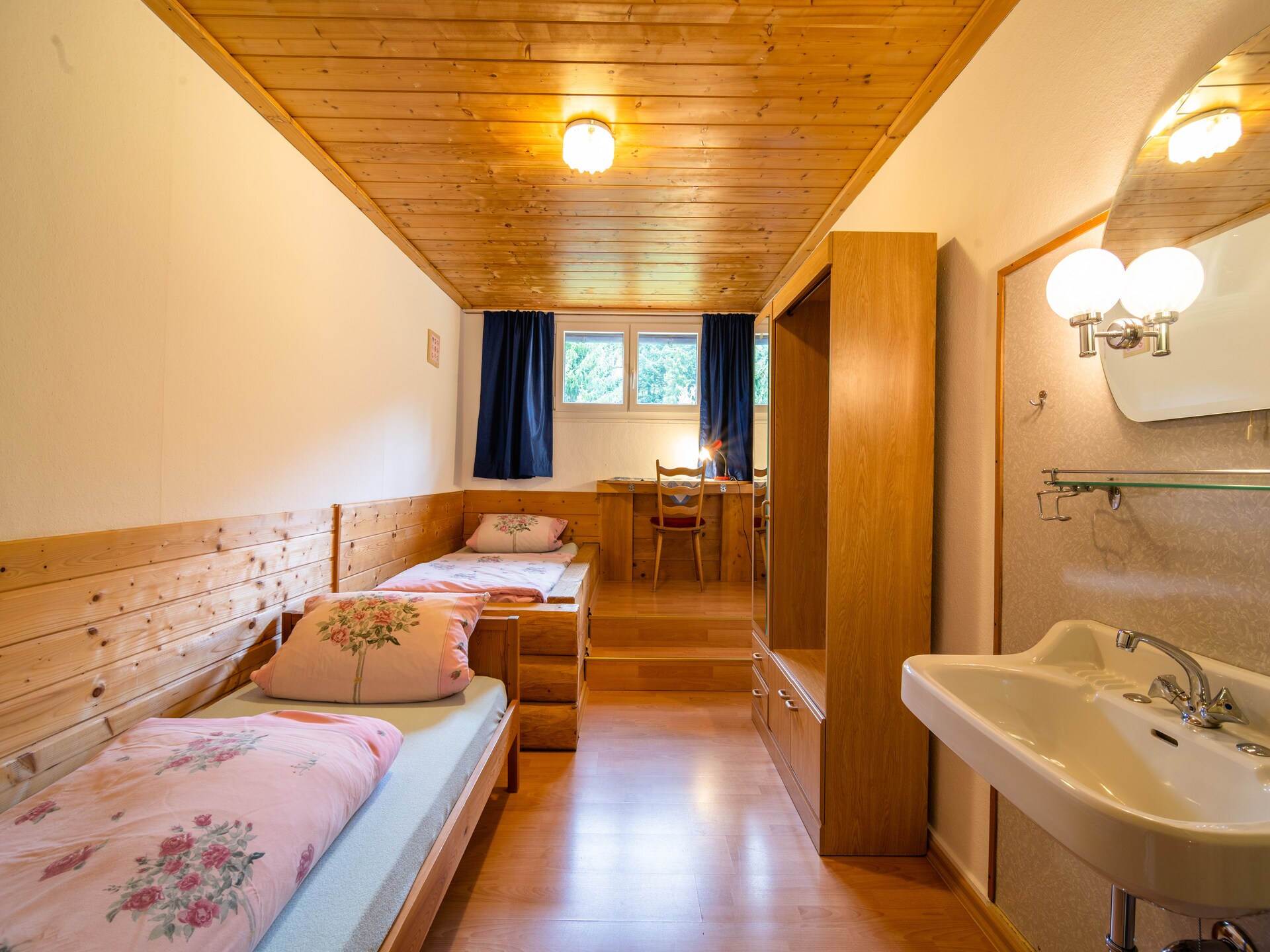 Ruim vakantiehuis met panoramisch dalzicht aan de bosrand in Todtmoos - foto 24