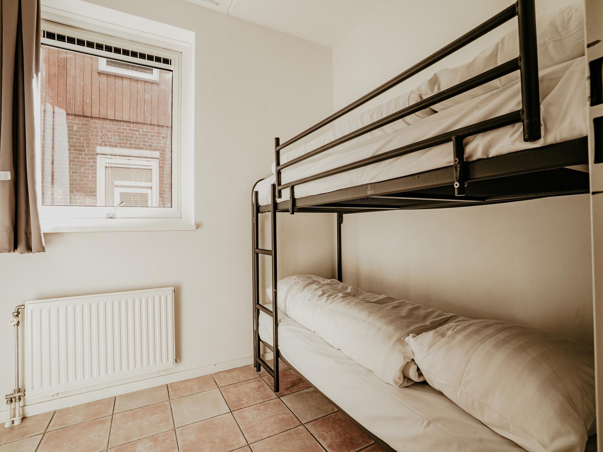 Sfeervol waterappartement met privéterras aan Uitgeestermeer - foto 21