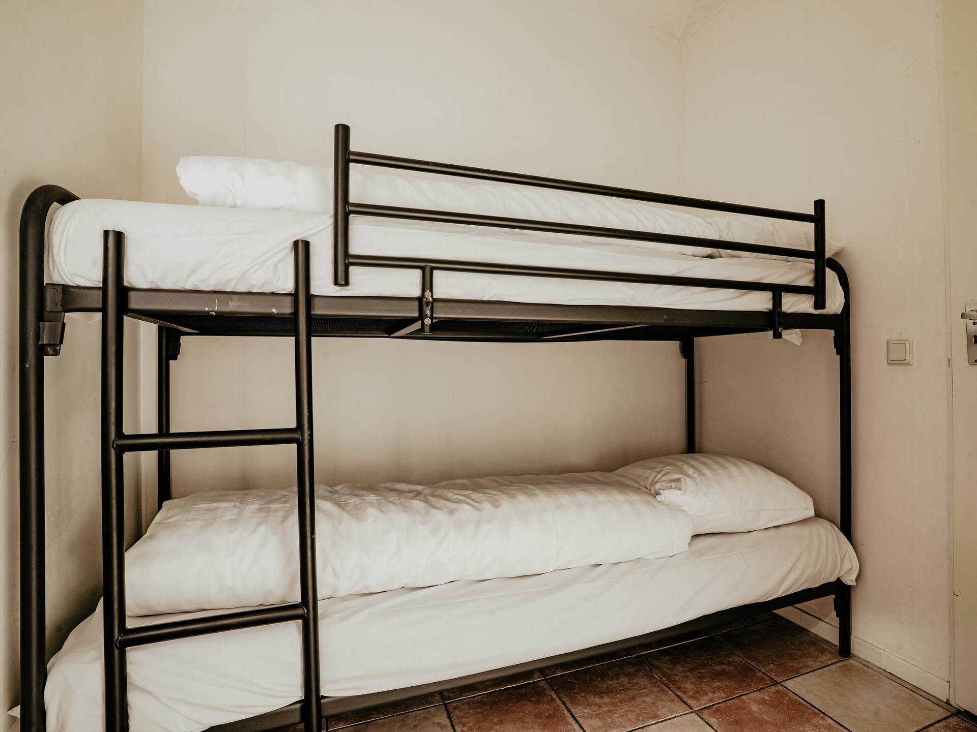Sfeervol waterappartement met privéterras aan Uitgeestermeer - foto 22