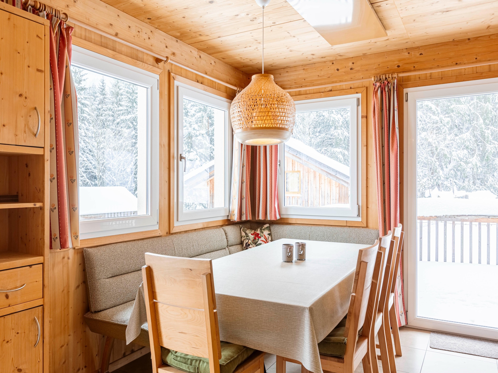 Ruim chalet voor 8 personen in Annaberg-Lungötz - foto 10
