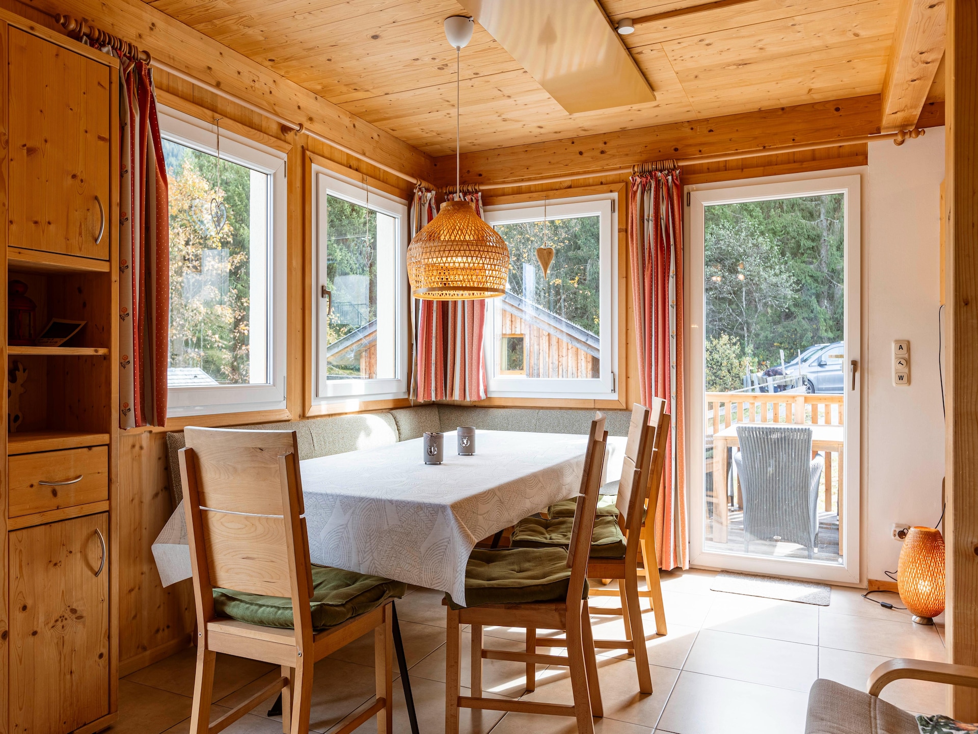 Ruim chalet voor 8 personen in Annaberg-Lungötz - foto 15