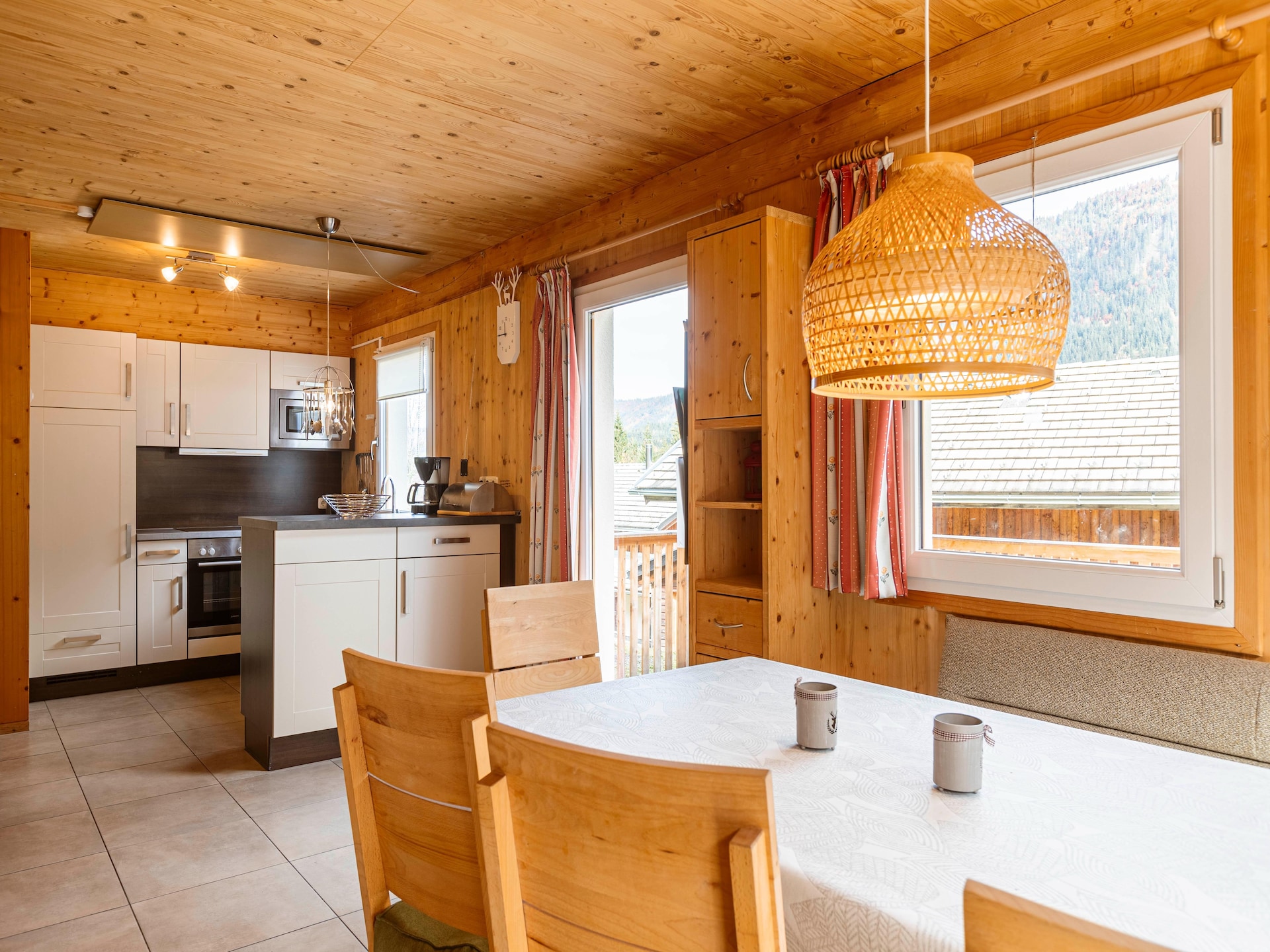 Ruim chalet voor 8 personen in Annaberg-Lungötz - foto 19