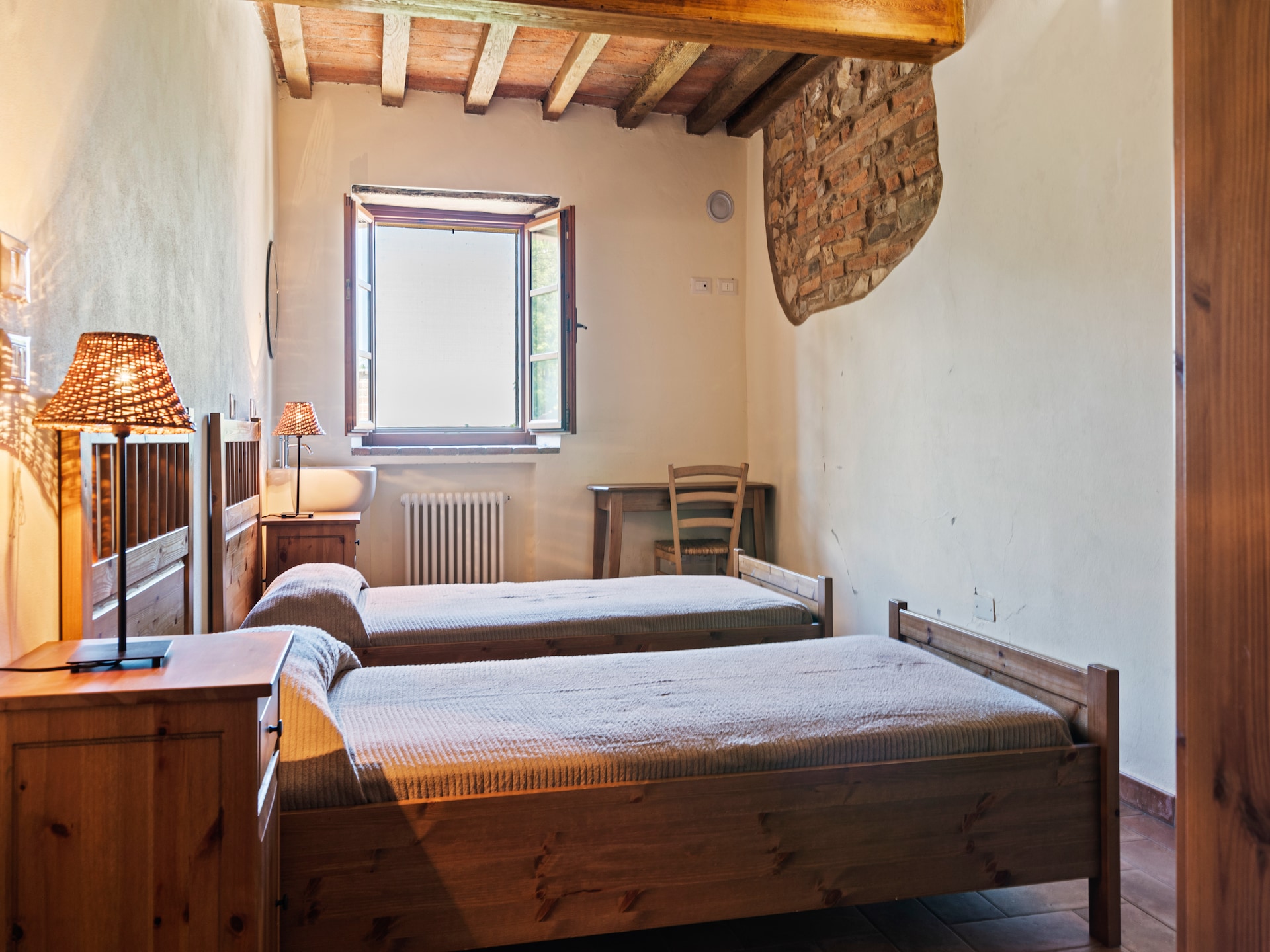 Rustiek vakantiehuis voor 5 in de heuvels bij Castellarano met 3 badkamers - foto 24