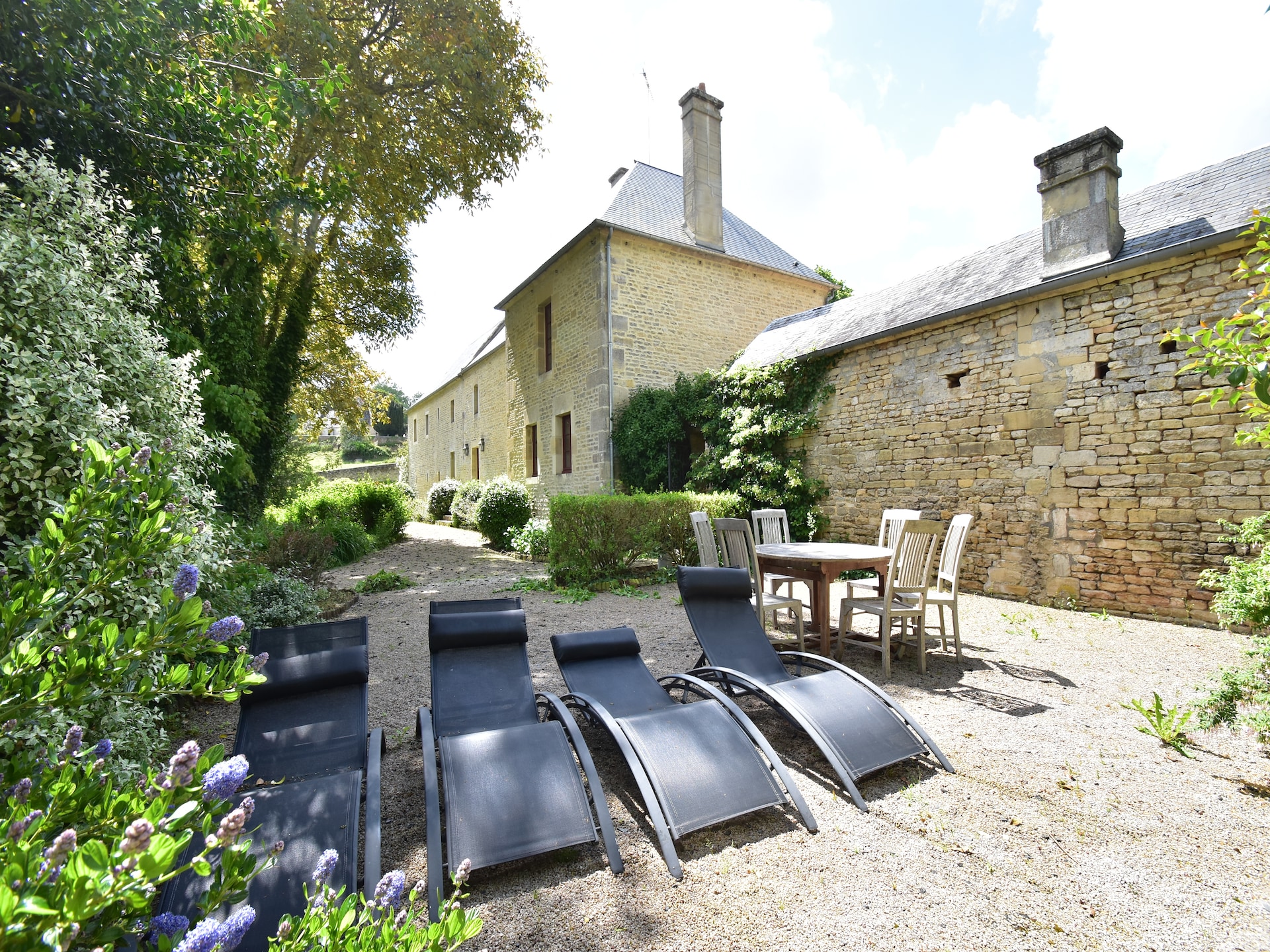 6-persoons landhuis met wellness in Lantheuil - foto 8