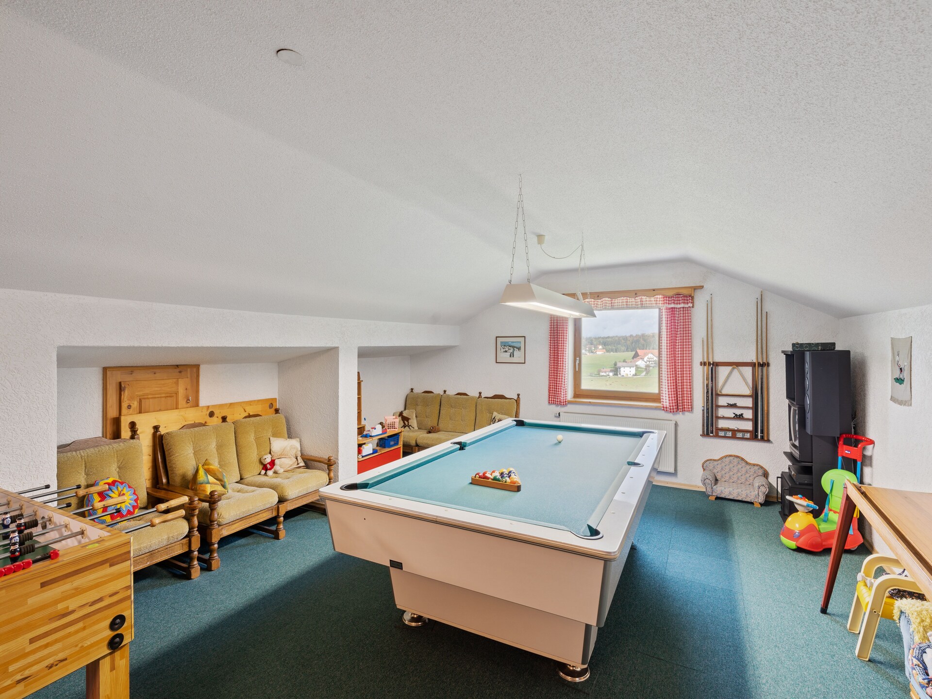 Ruim appartement in Sonnen vlakbij skilift, met tuin en boszicht - foto 25