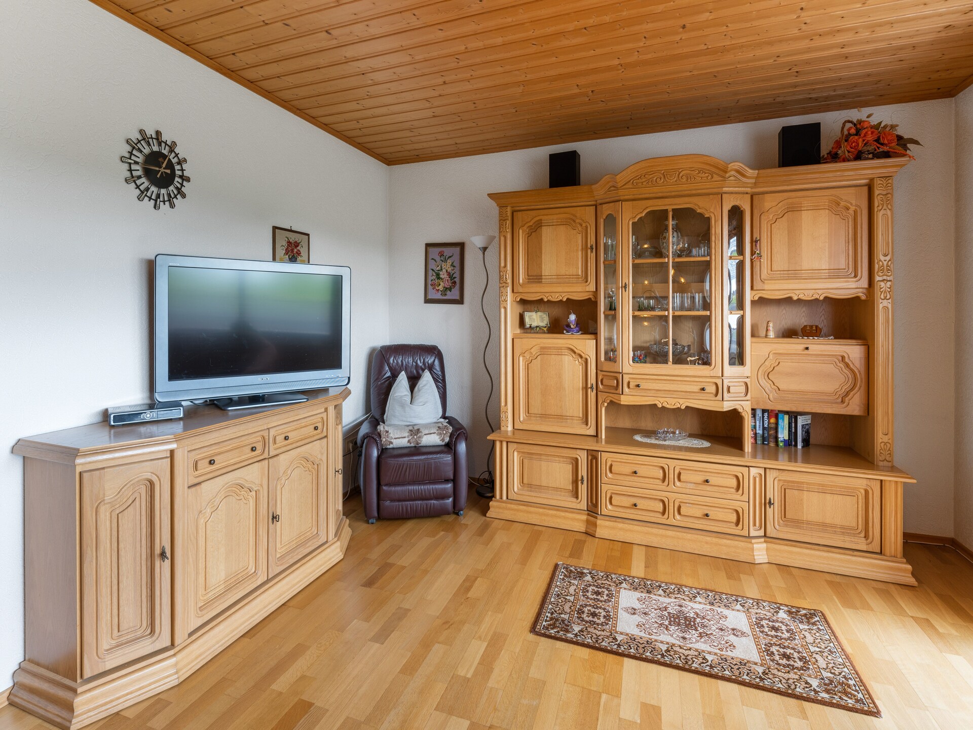 Ruim appartement in Sonnen vlakbij skilift, met tuin en boszicht - foto 11