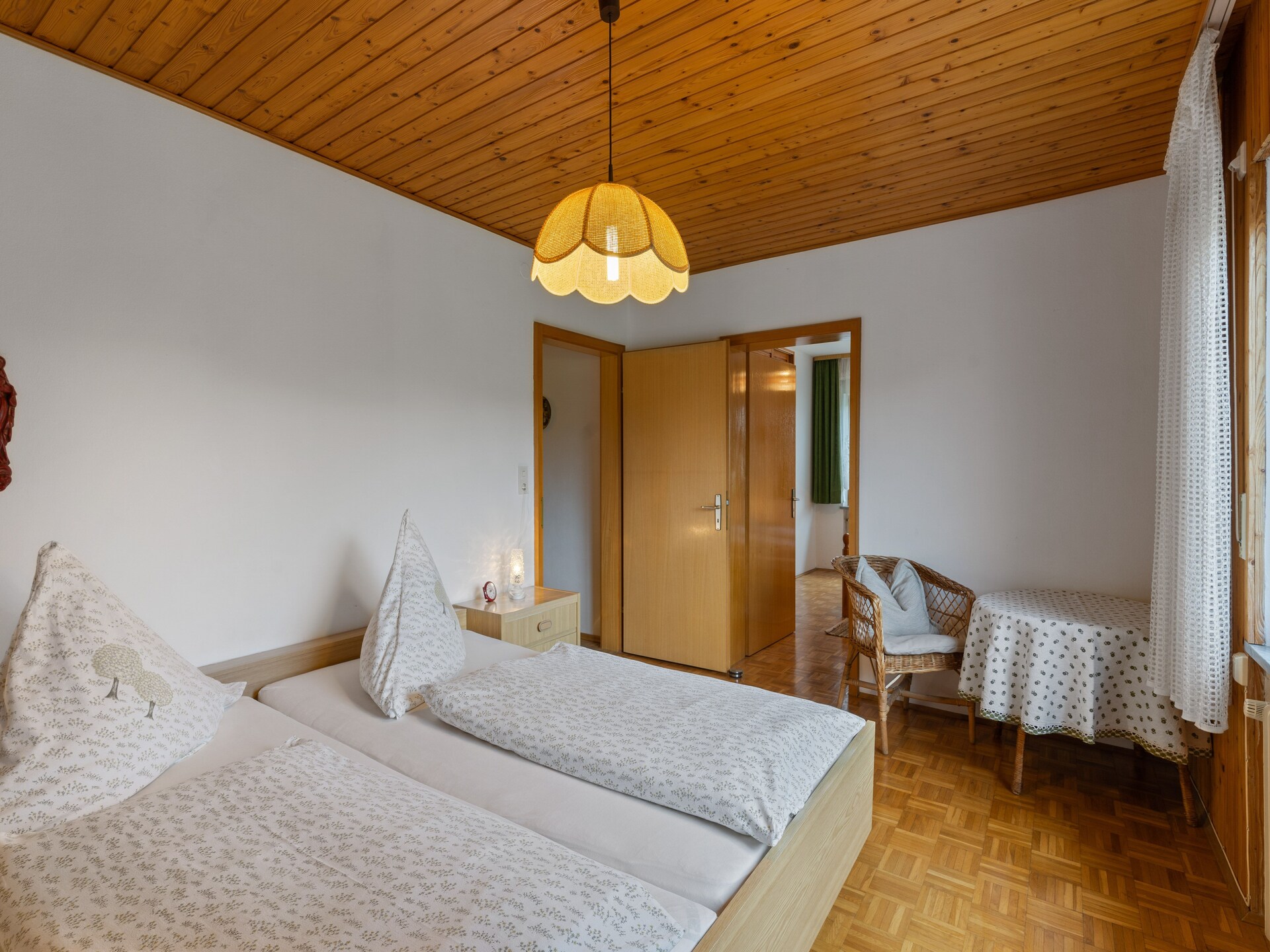 Ruim appartement in Sonnen vlakbij skilift, met tuin en boszicht - foto 19