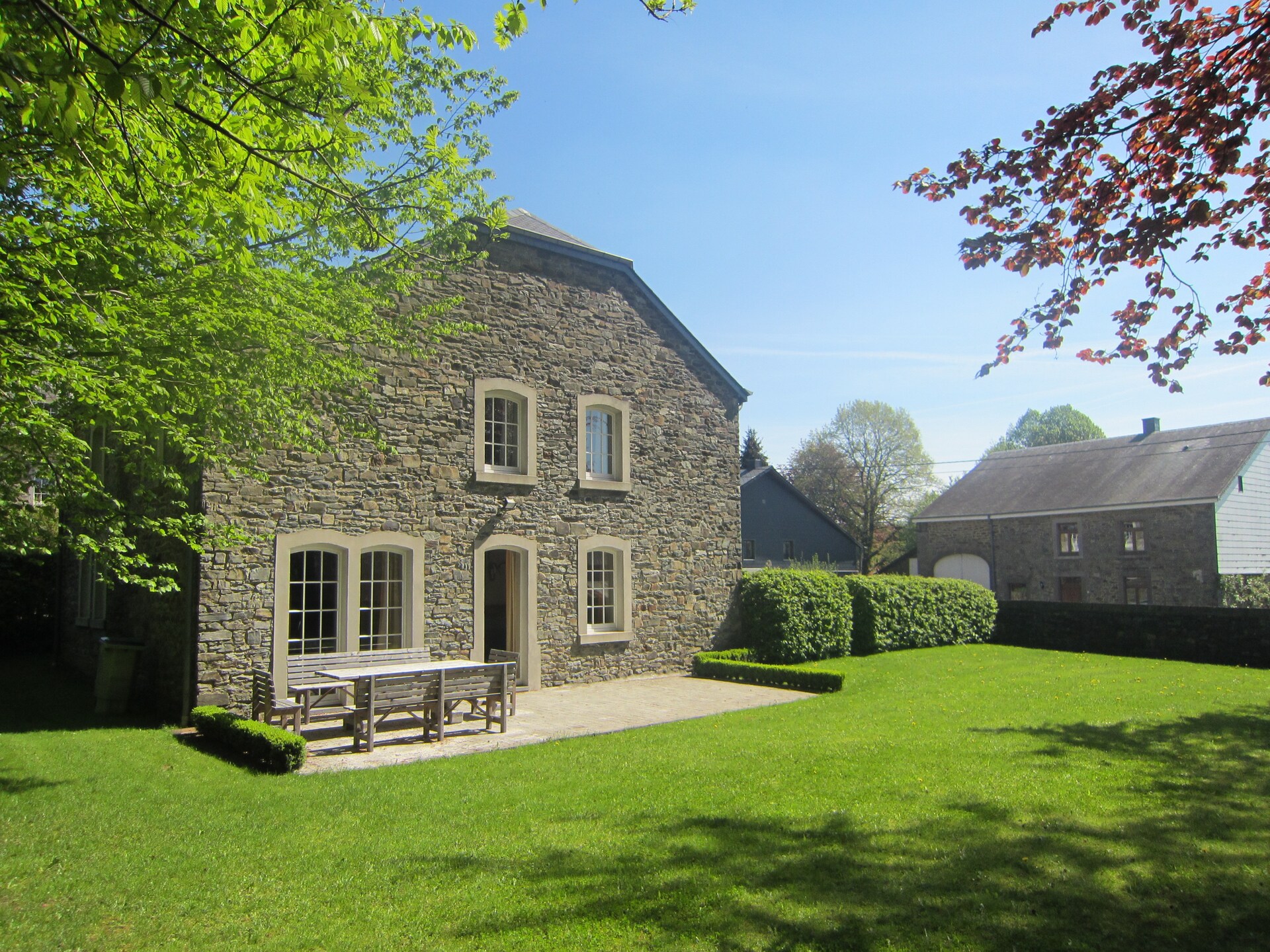 12-persoons landhuis met haard en tuin in Offagne - foto 33