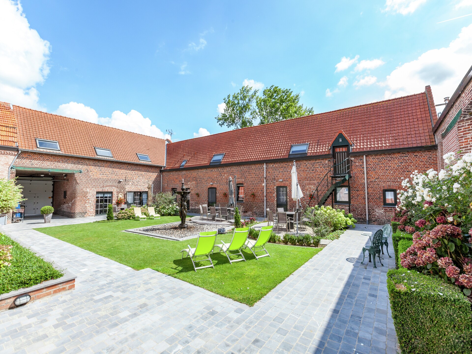 Knus 4-persoons vakantiehuis met tafelvoetbal in Le Bizet - foto 11