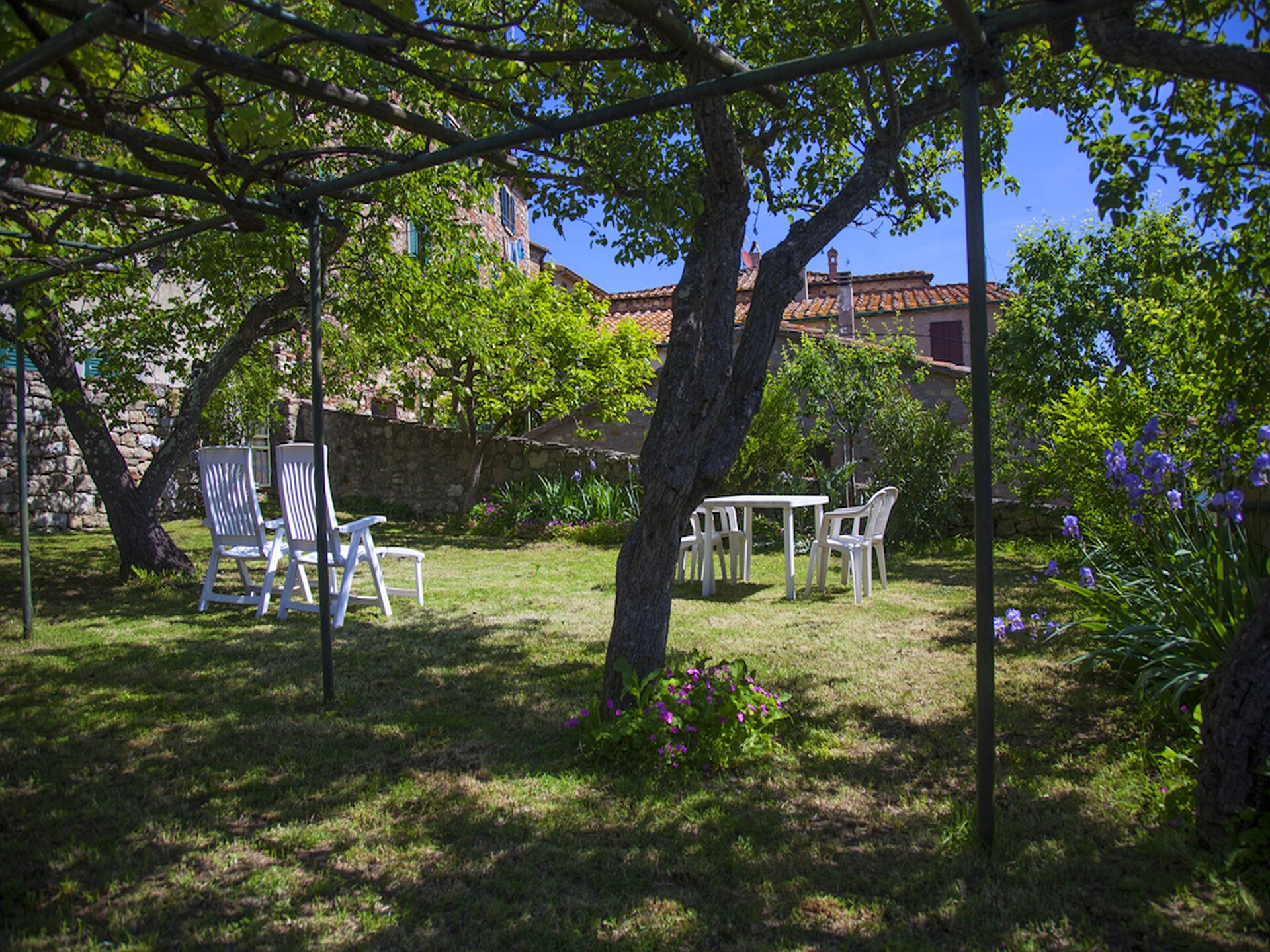 Rustiek appartement voor 4 in Montecastelli Pisano, vlakbij bos en Pavone rivier - foto 25