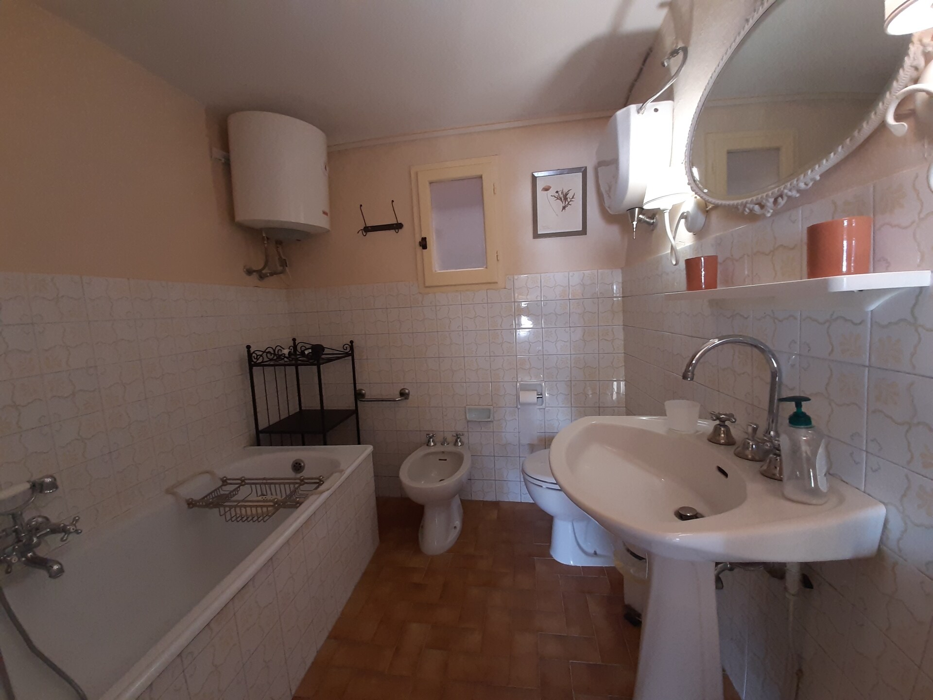 Rustiek appartement voor 4 in Montecastelli Pisano, vlakbij bos en Pavone rivier - foto 8