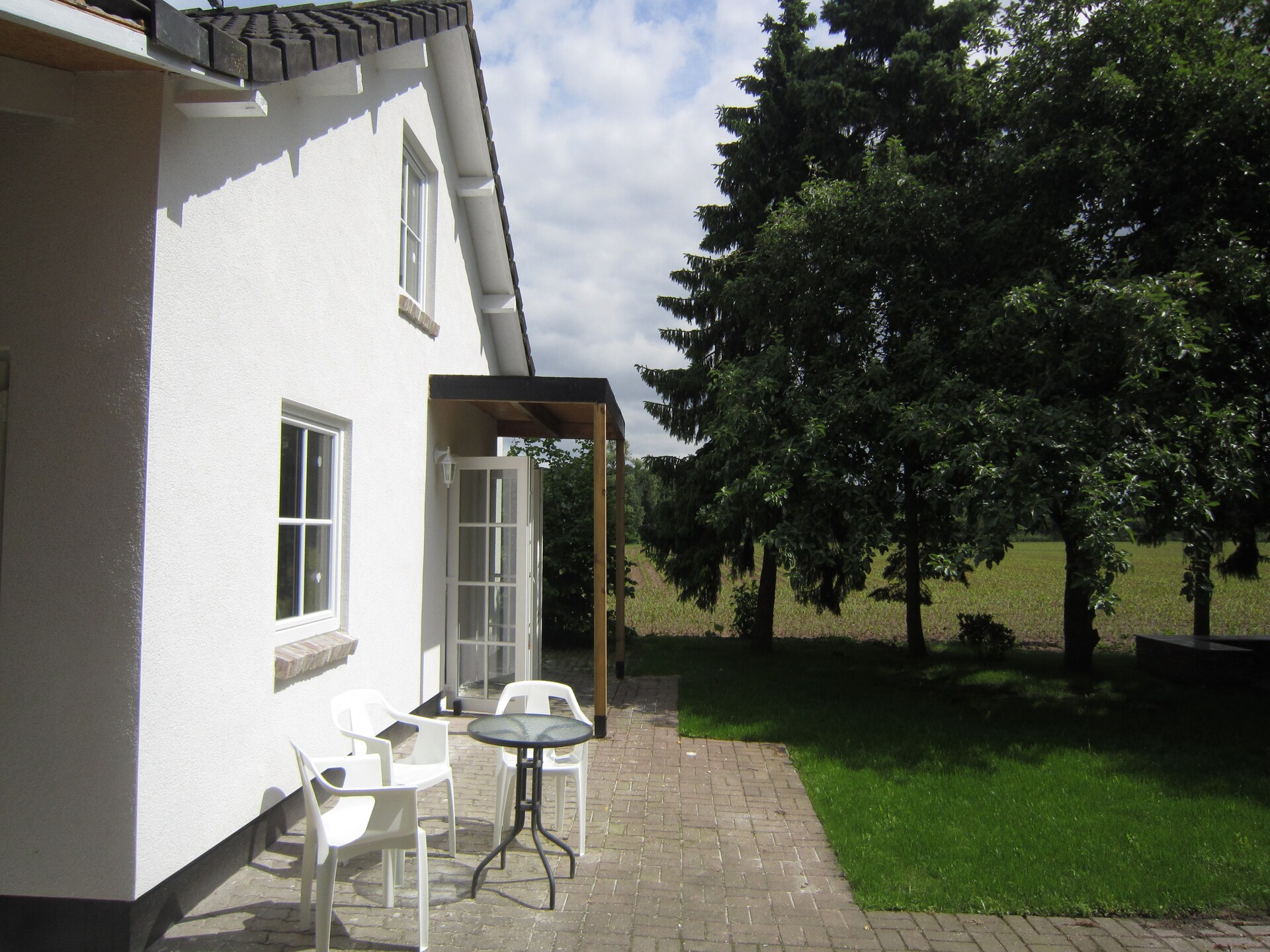 Romantisch vakantiehuis in bosrijke omgeving met uitzicht op de Eltenberg - foto 11