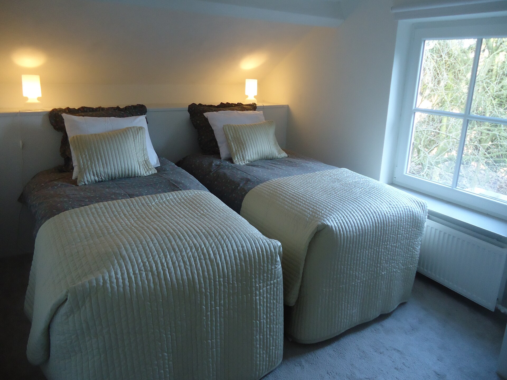 Romantisch vakantiehuis in bosrijke omgeving met uitzicht op de Eltenberg - foto 4