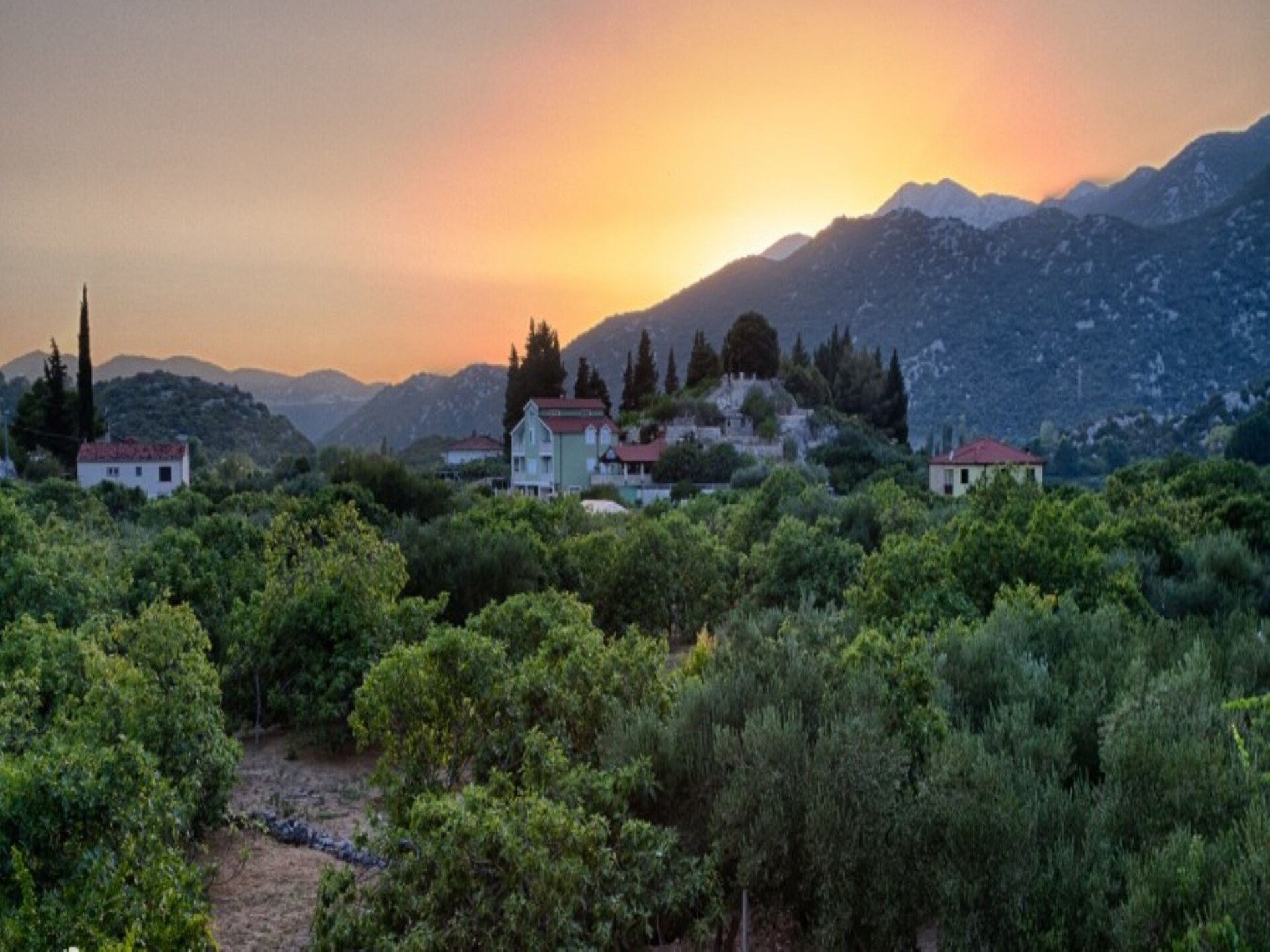 Ruim vakantiehuis voor 22 personen bij de meren van Baćina, Dalmatië - foto 24