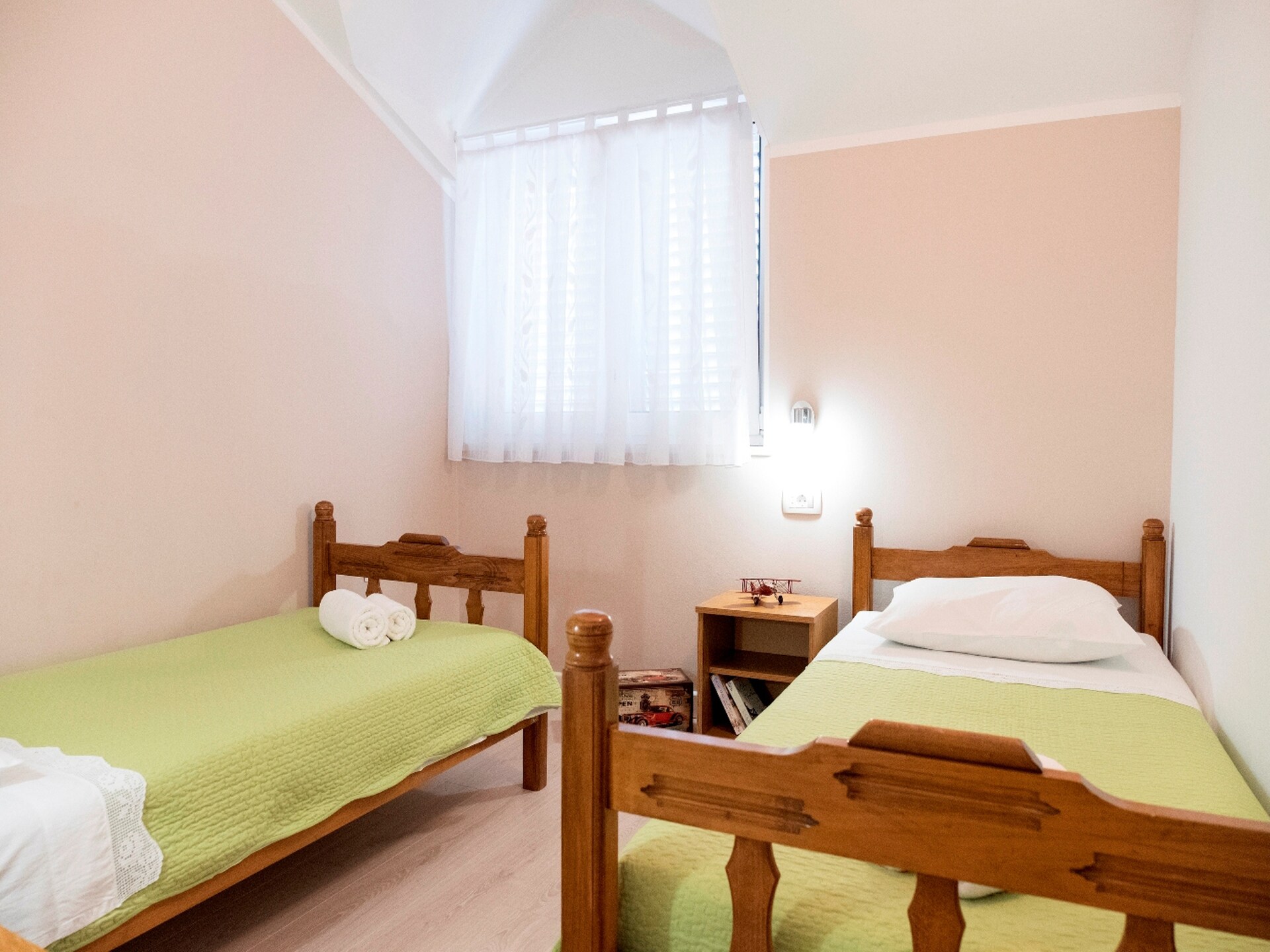 Ruim vakantiehuis voor 22 personen bij de meren van Baćina, Dalmatië - foto 13