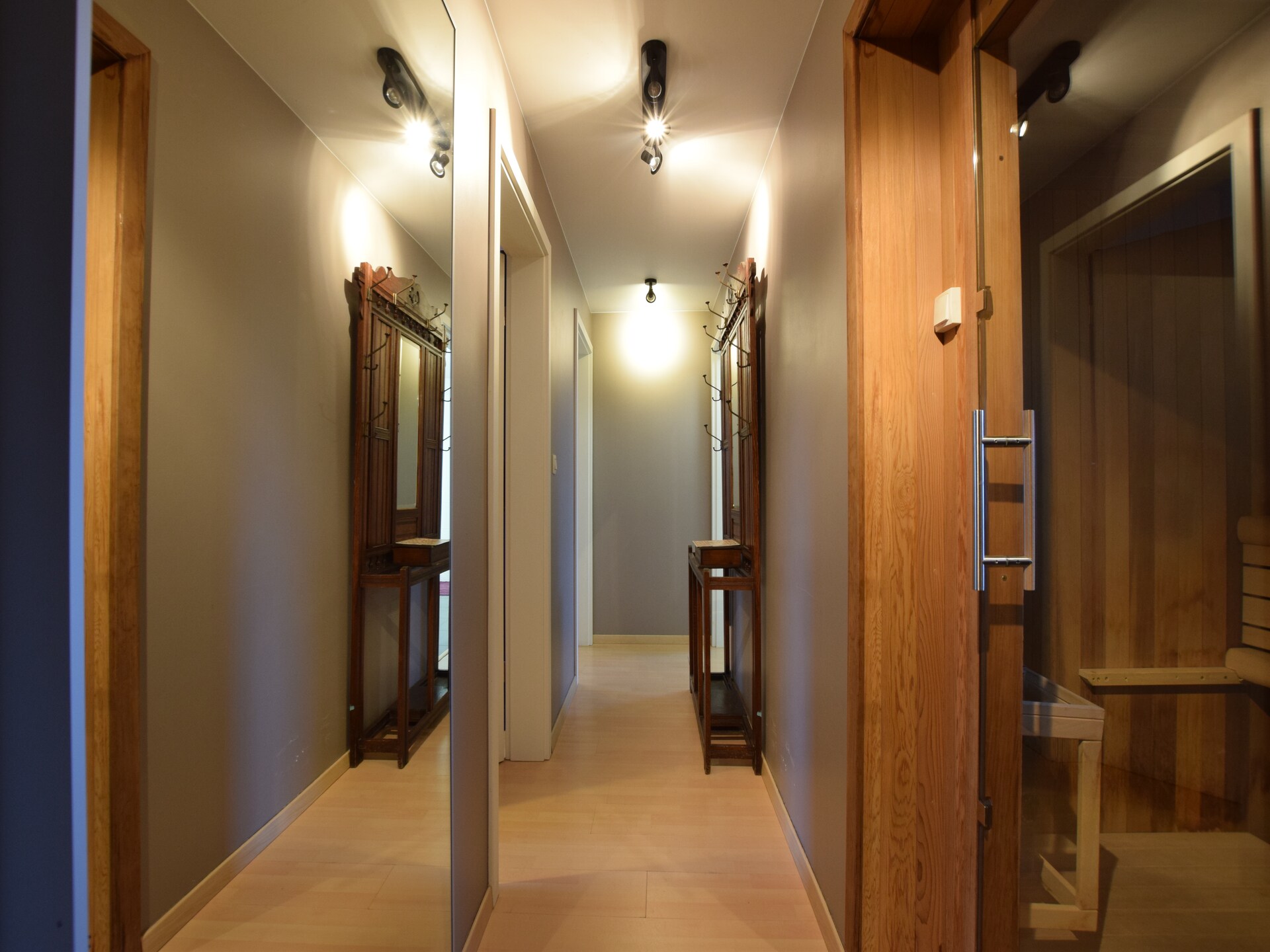 18-persoons landhuis met sauna en bubbelbad in Vaux-Sur-Sure - foto 15