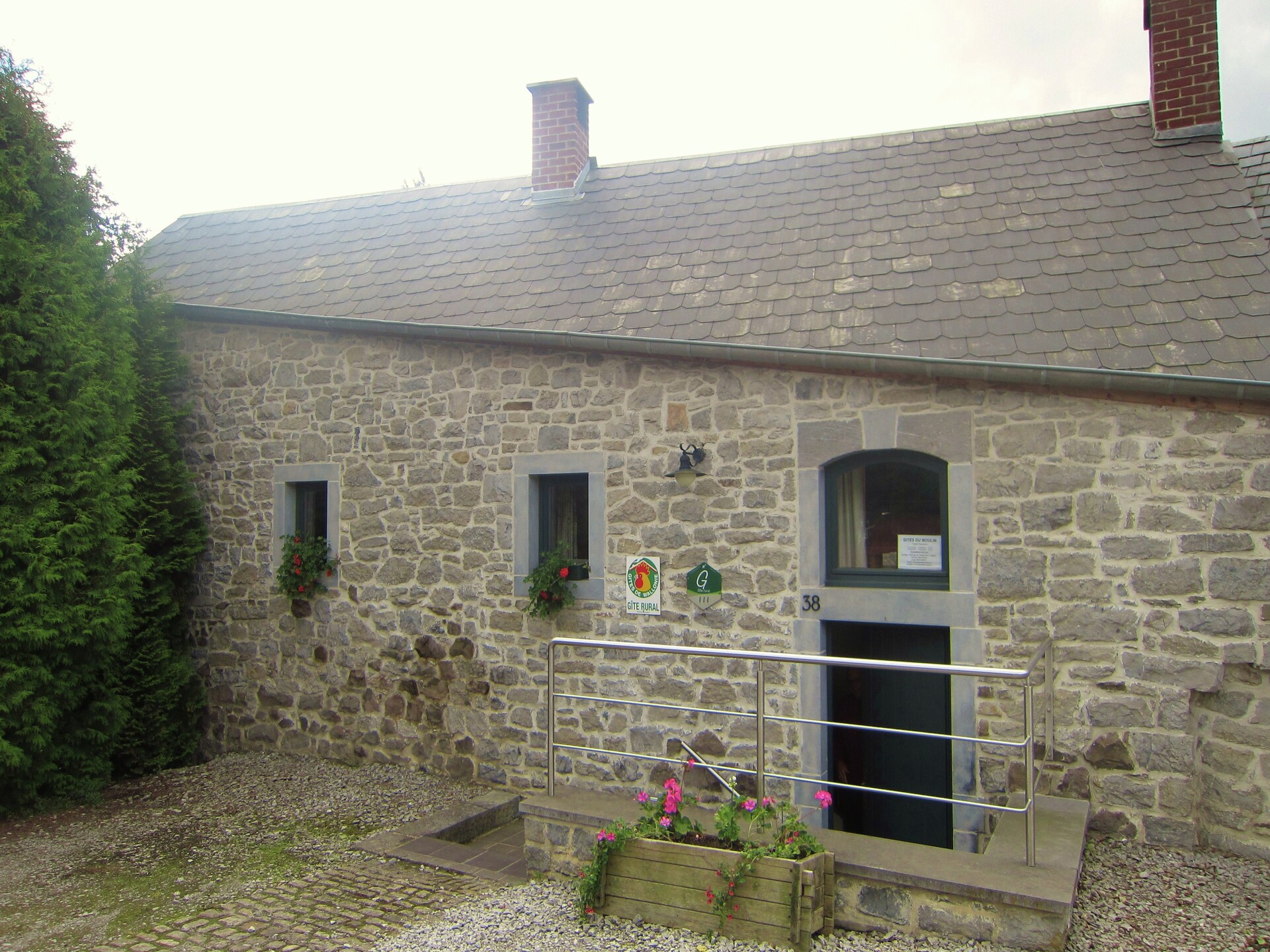Knus 6-persoons vakantiehuis in de vallei van Viroin, Treignes - foto 8