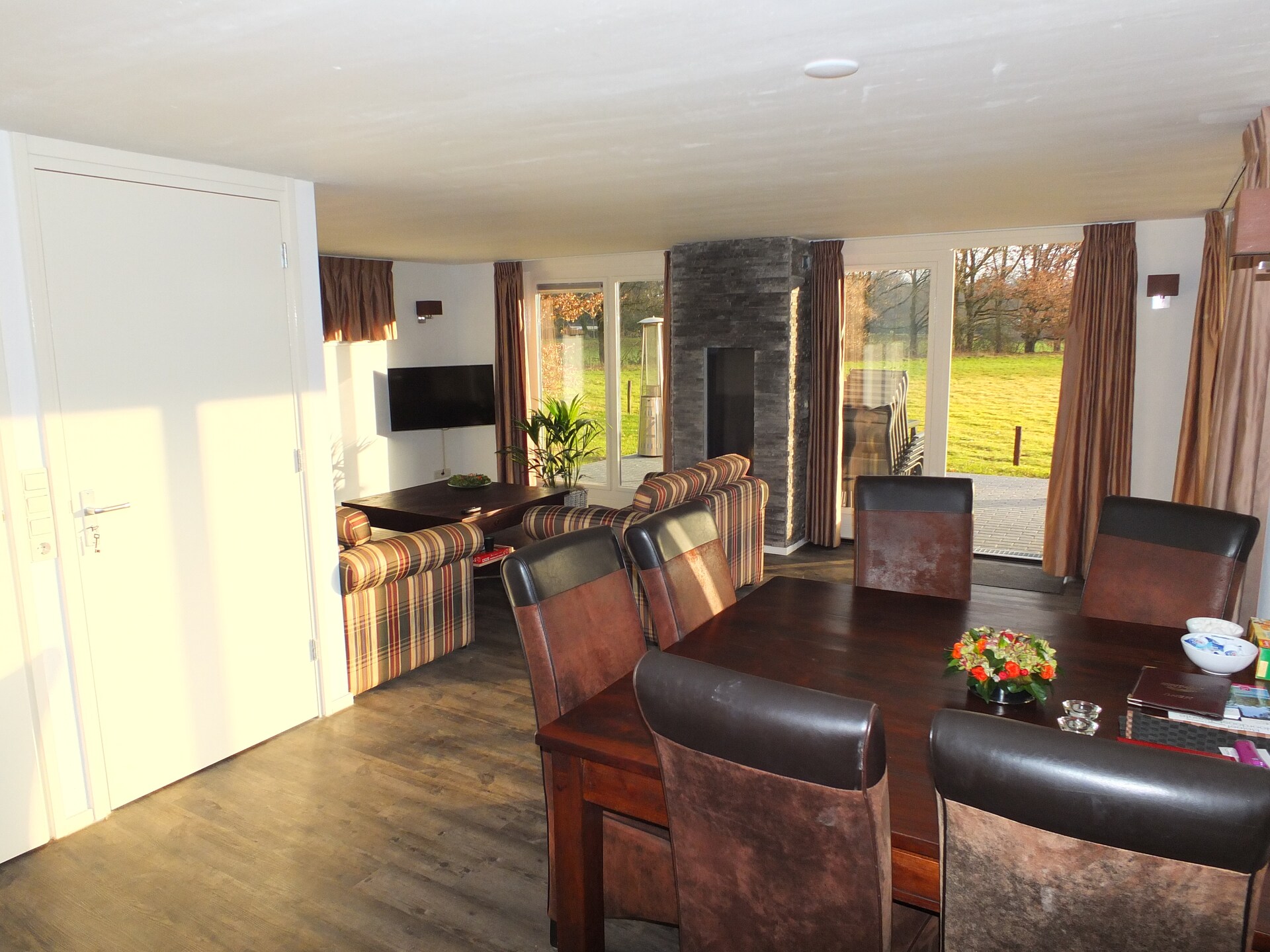 Veldzicht: Luxe wellnesschalet in bosrijk Twente voor 6 personen - foto 8