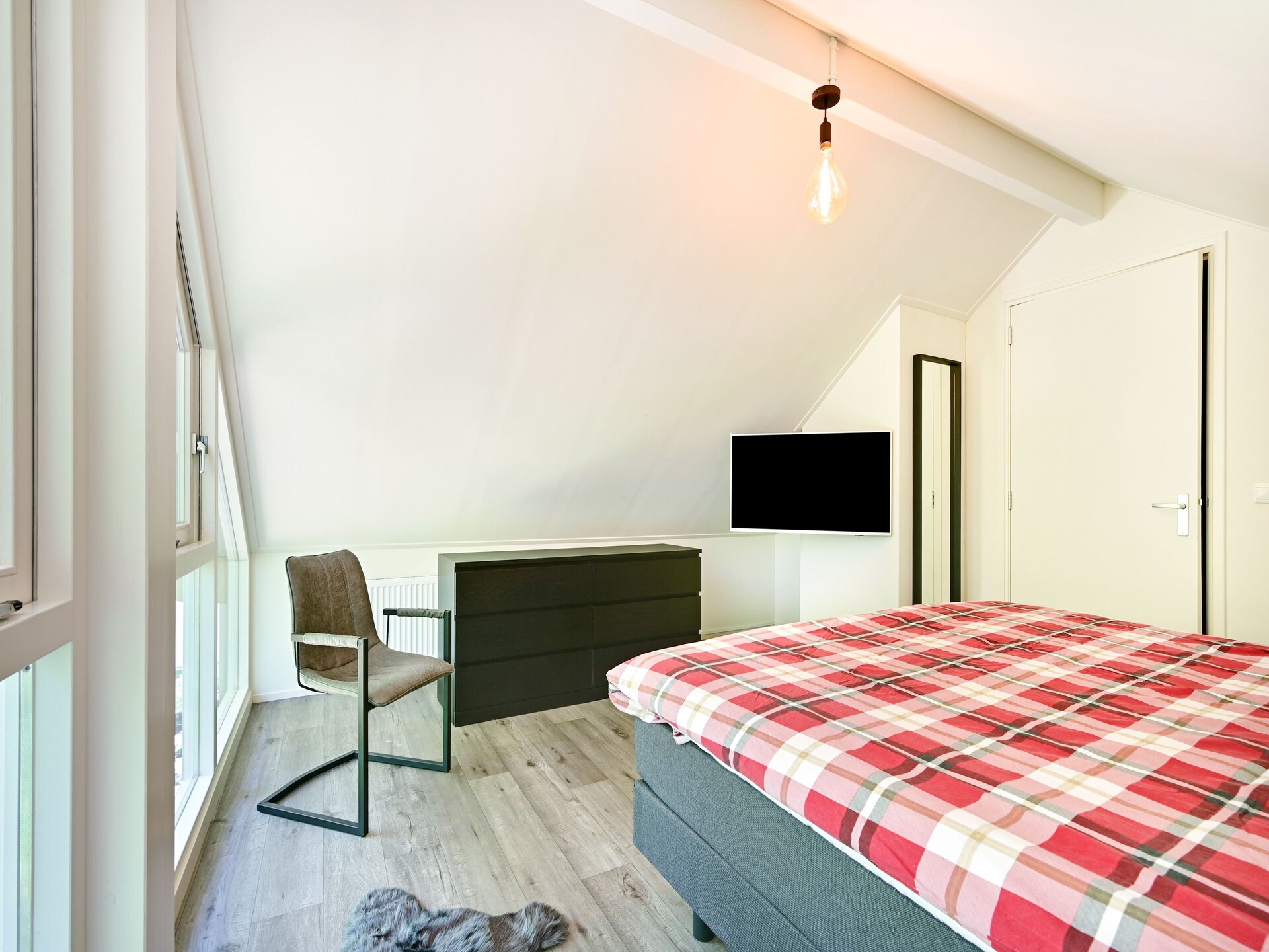 Veldzicht: Luxe wellnesschalet in bosrijk Twente voor 6 personen - foto 15