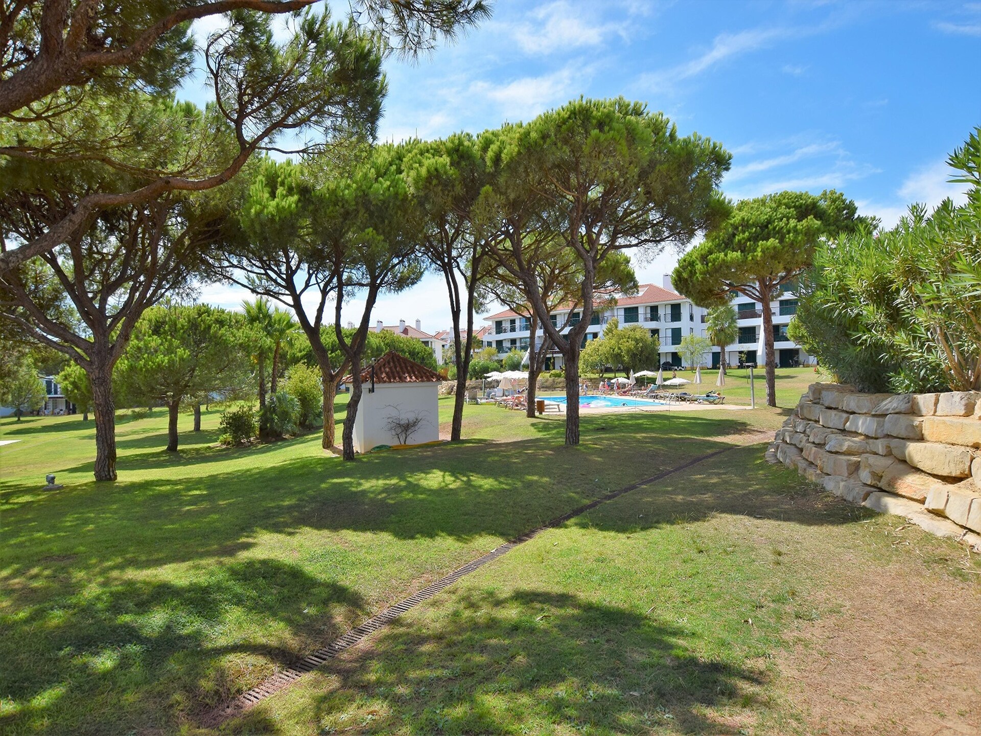 Stijlvol appartement aan de golfbaan met zwembaden, vlakbij strand en jachthaven - foto 35