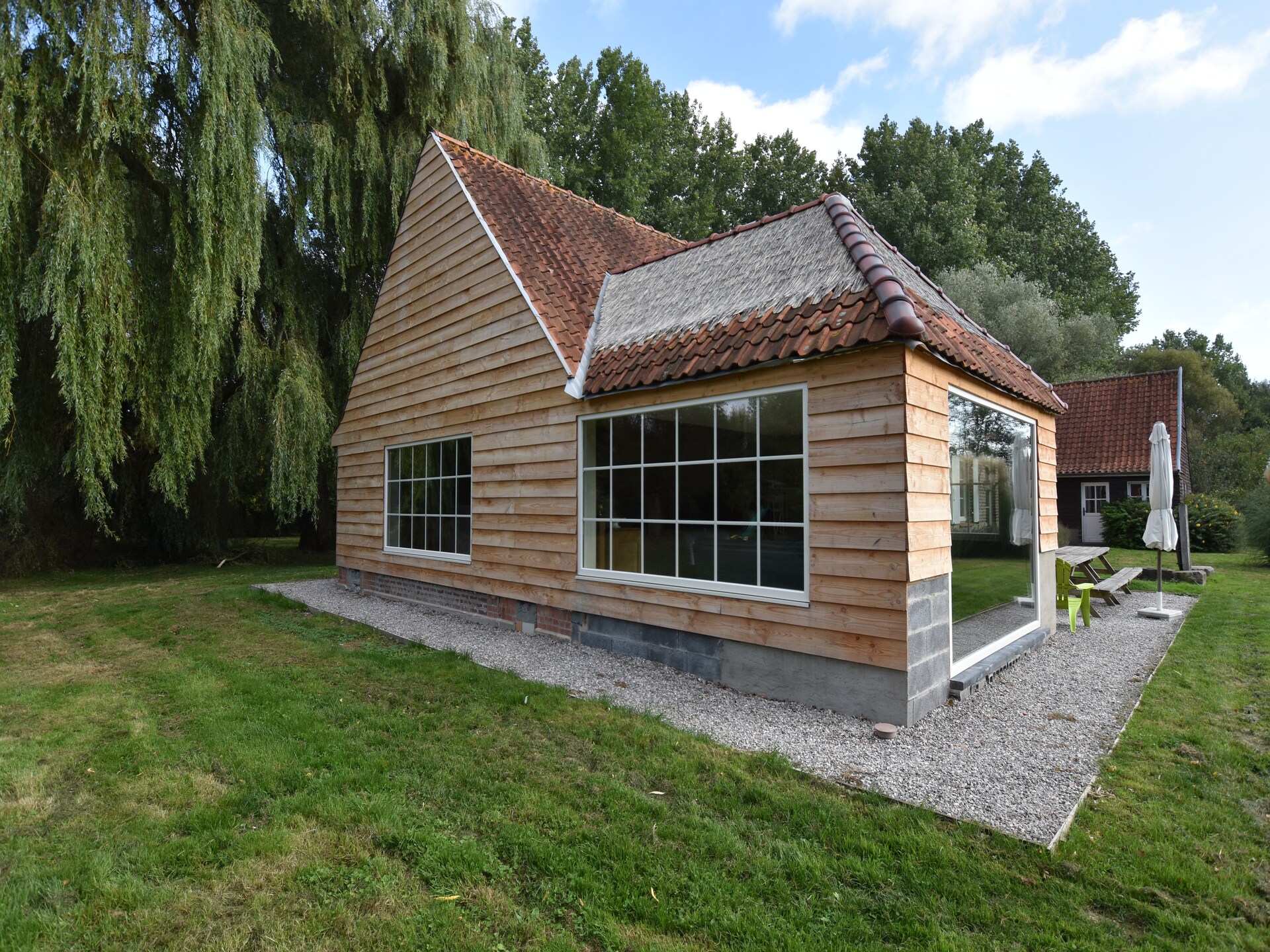 Stijlvol vrijstaand vakantiehuis bij Saint-Omer met sauna, bubbelbad en vijver - foto 6
