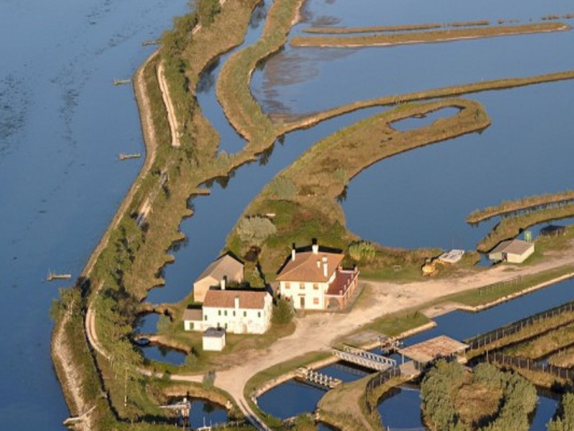 Kleurrijk vakantiehuis voor 4 personen met zwembad bij de Po-delta - foto 35