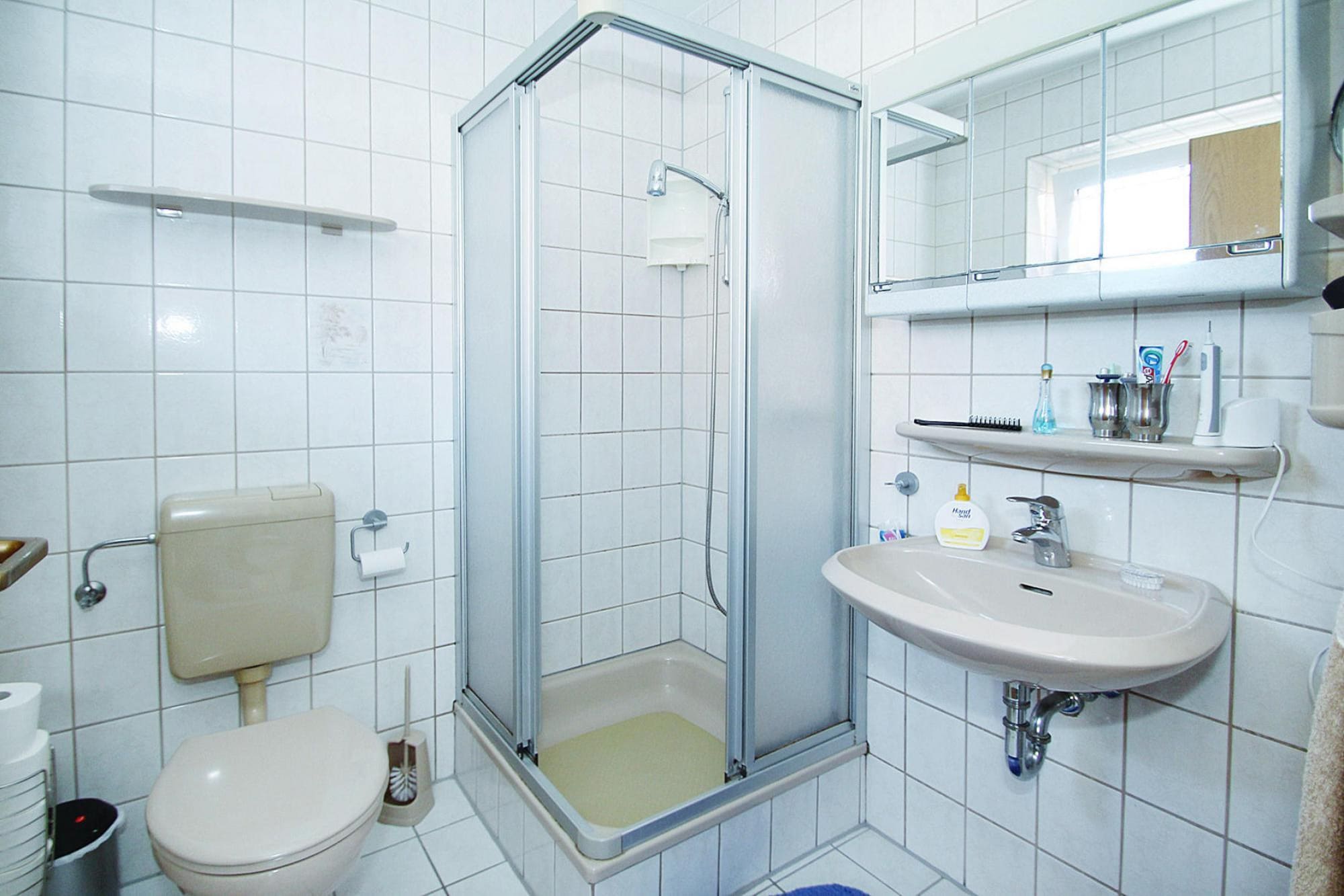   Doppelhaushälfte mit Sonnenterrasse in Ne&#22
