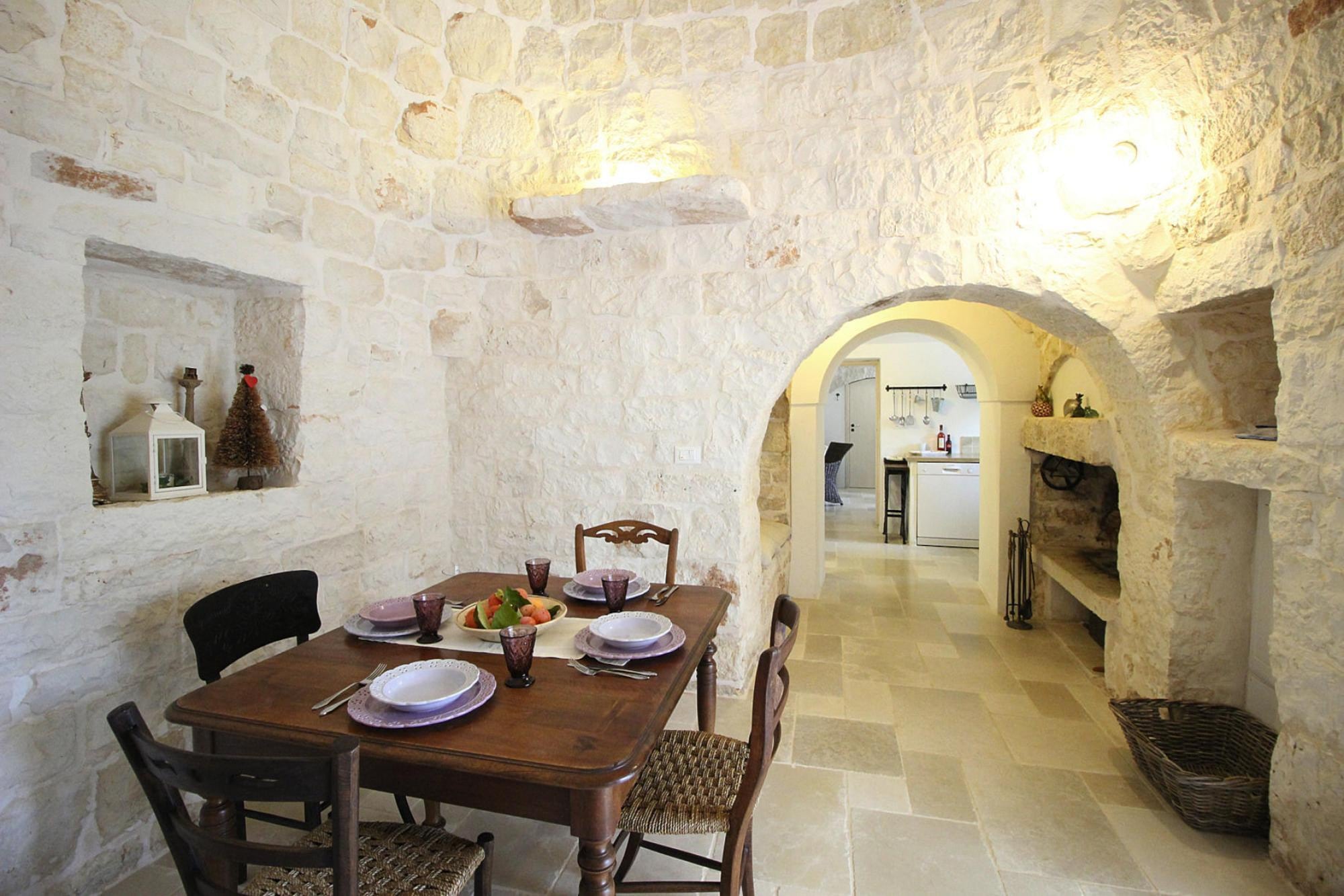   Trullo, Ostuni-Trullo I Giardini