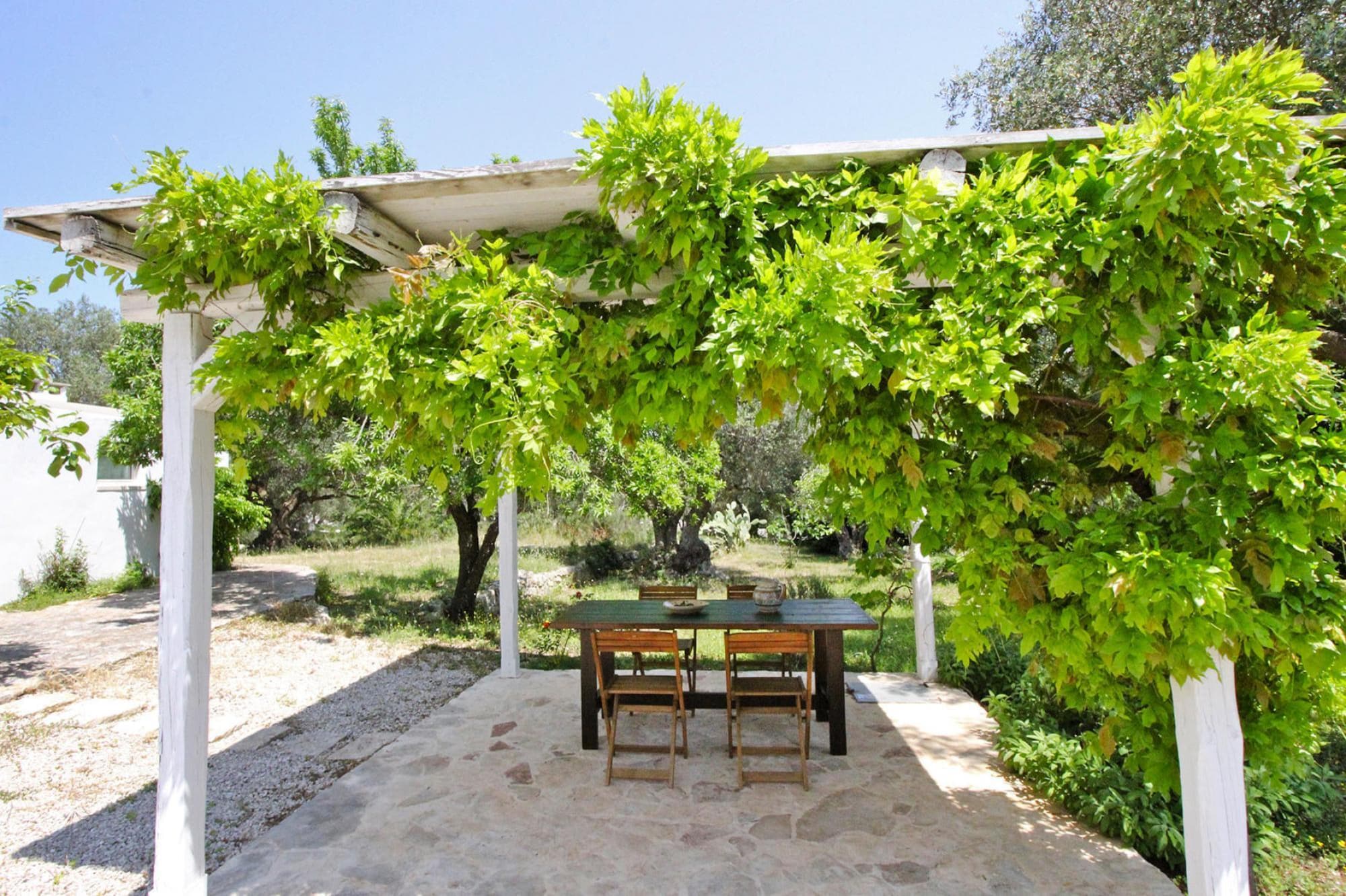   Trullo, Ostuni-Trullo I Giardini