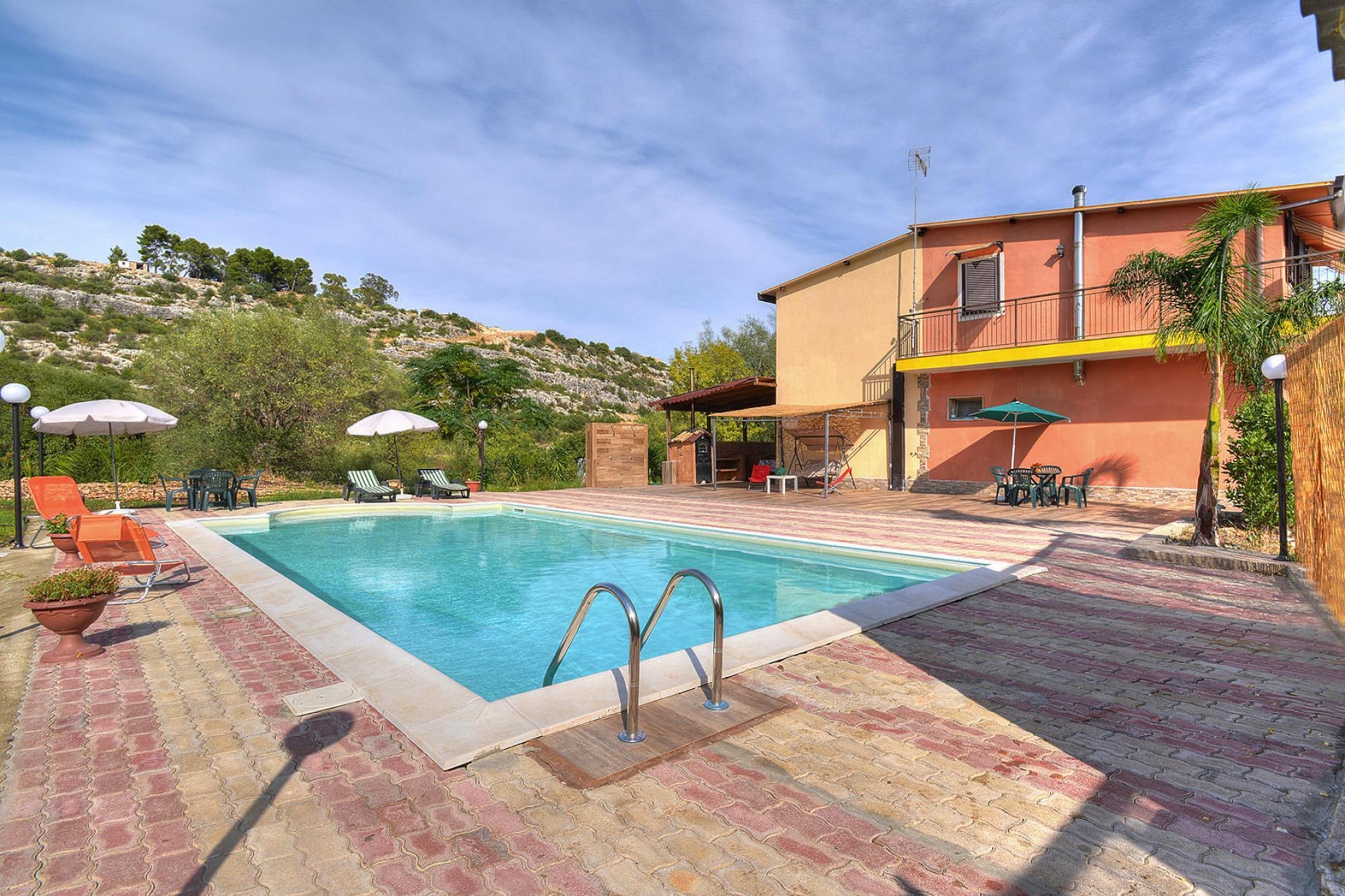 Ferienhaus holiday home Floridia-Villa Maggio 160 qm mit Priv