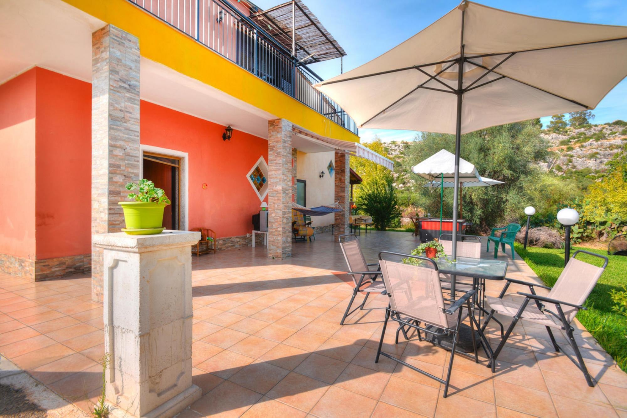 Ferienhaus holiday home Floridia-Villa Maggio 160 qm mit Priv