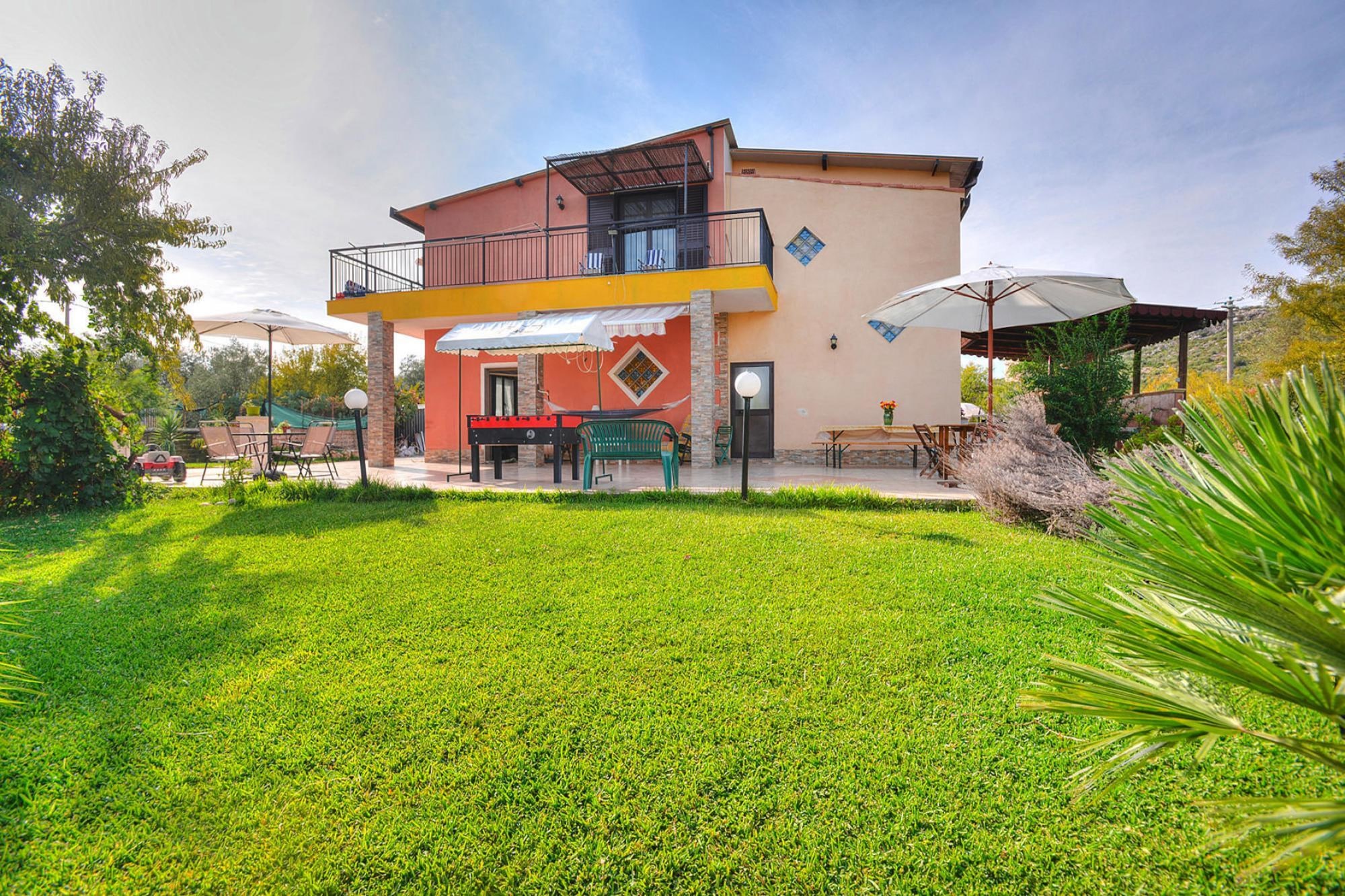 Ferienhaus holiday home Floridia-Villa Maggio 160 qm mit Priv