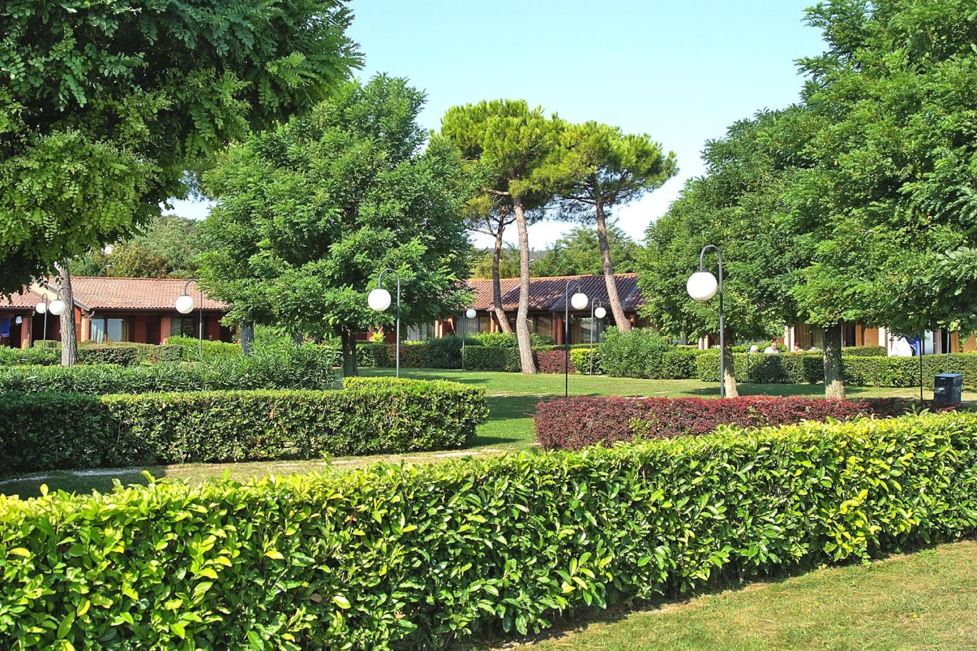 Apartment Front Lake Resort Le Corti del Lago Padenghe-APX-G