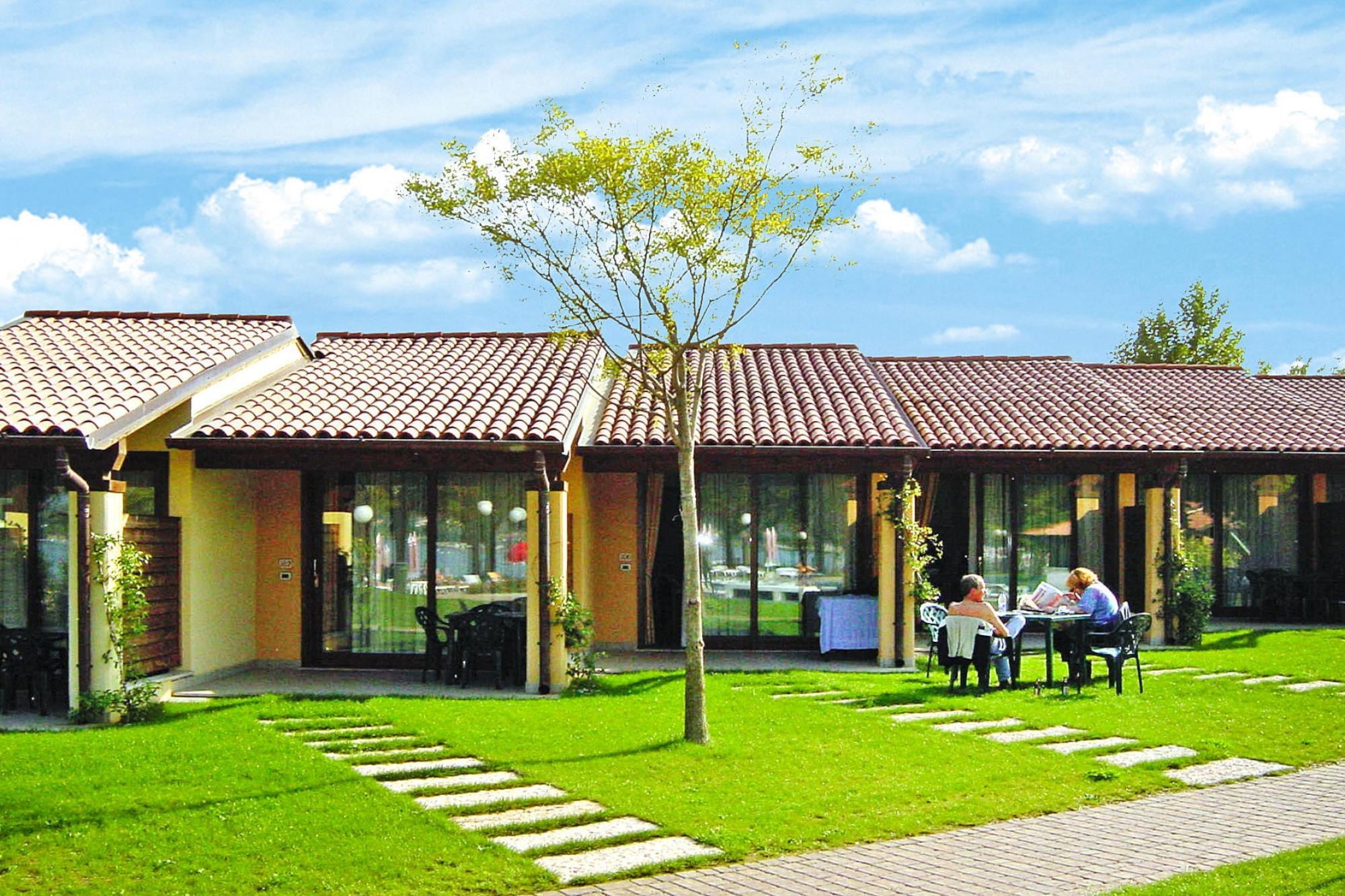 Apartment Front Lake Resort Le Corti del Lago Padenghe-APX-G
